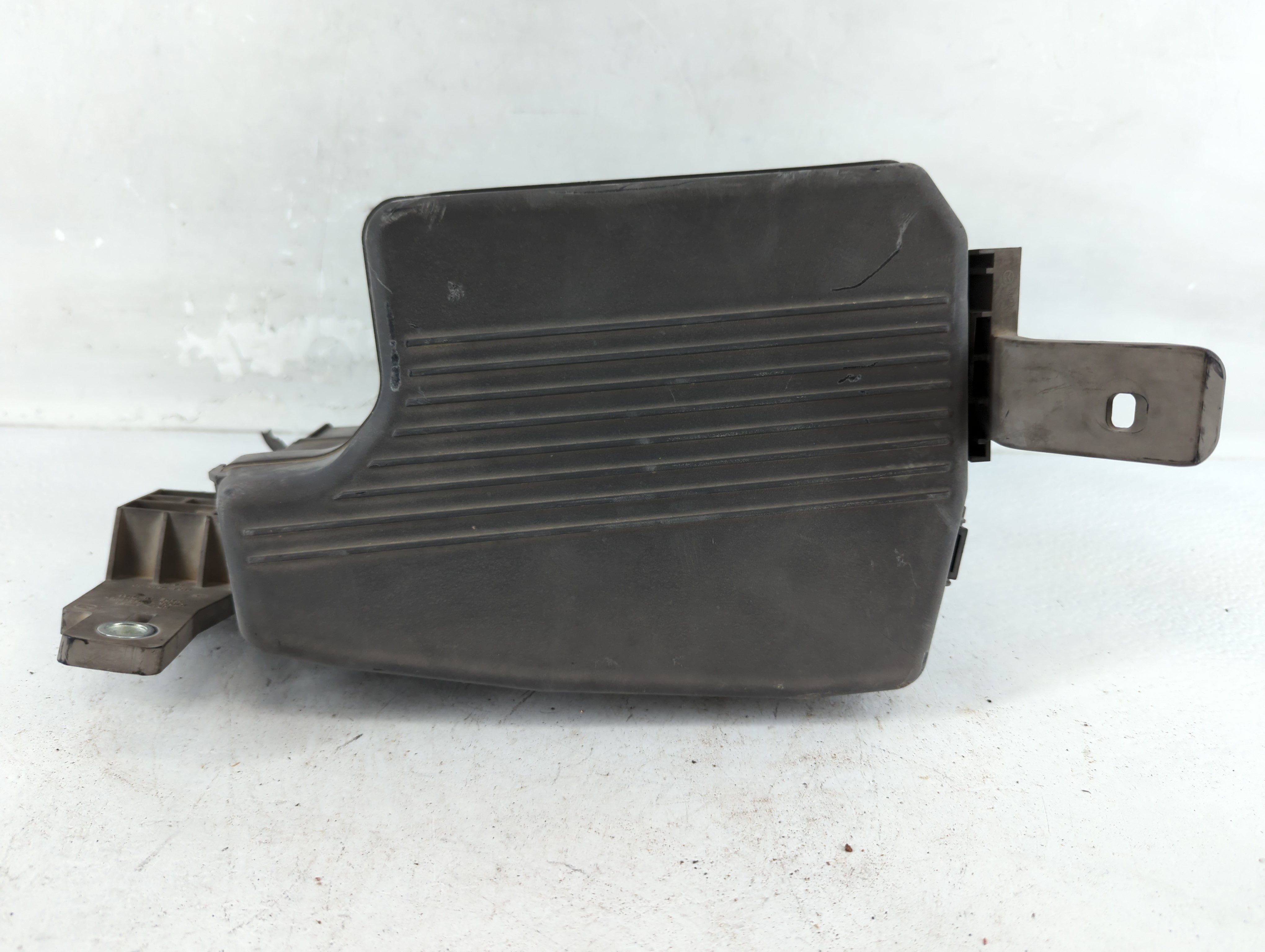 Picture of 2013-2022 Mazda Cx-5 Fusebox Fuse Box Relay Module 933736