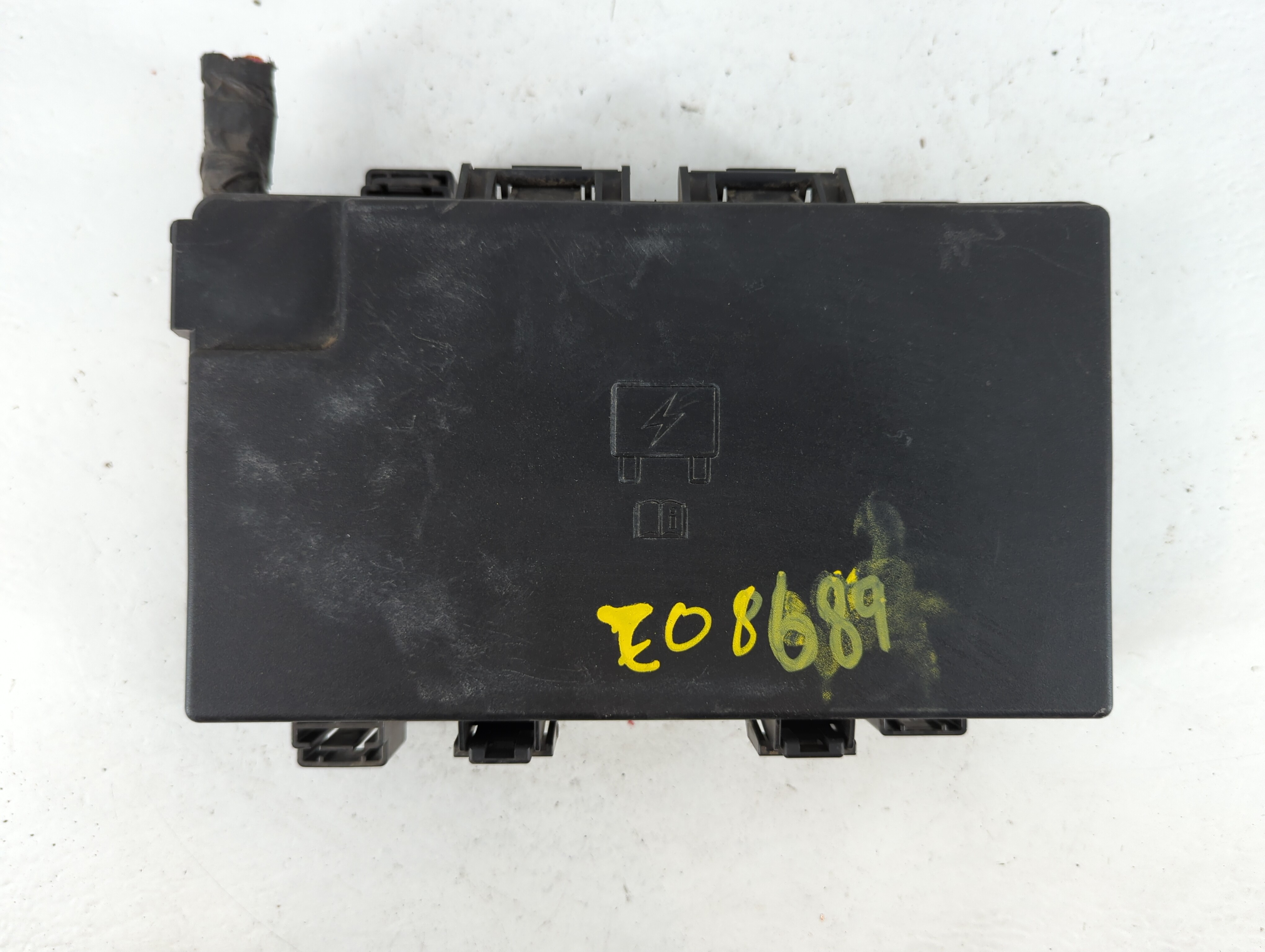 2022 Jeep Grand Cherokee Fusebox Fuse Box Relay Module P68425203ab 933747 - Oemusedautoparts1.com