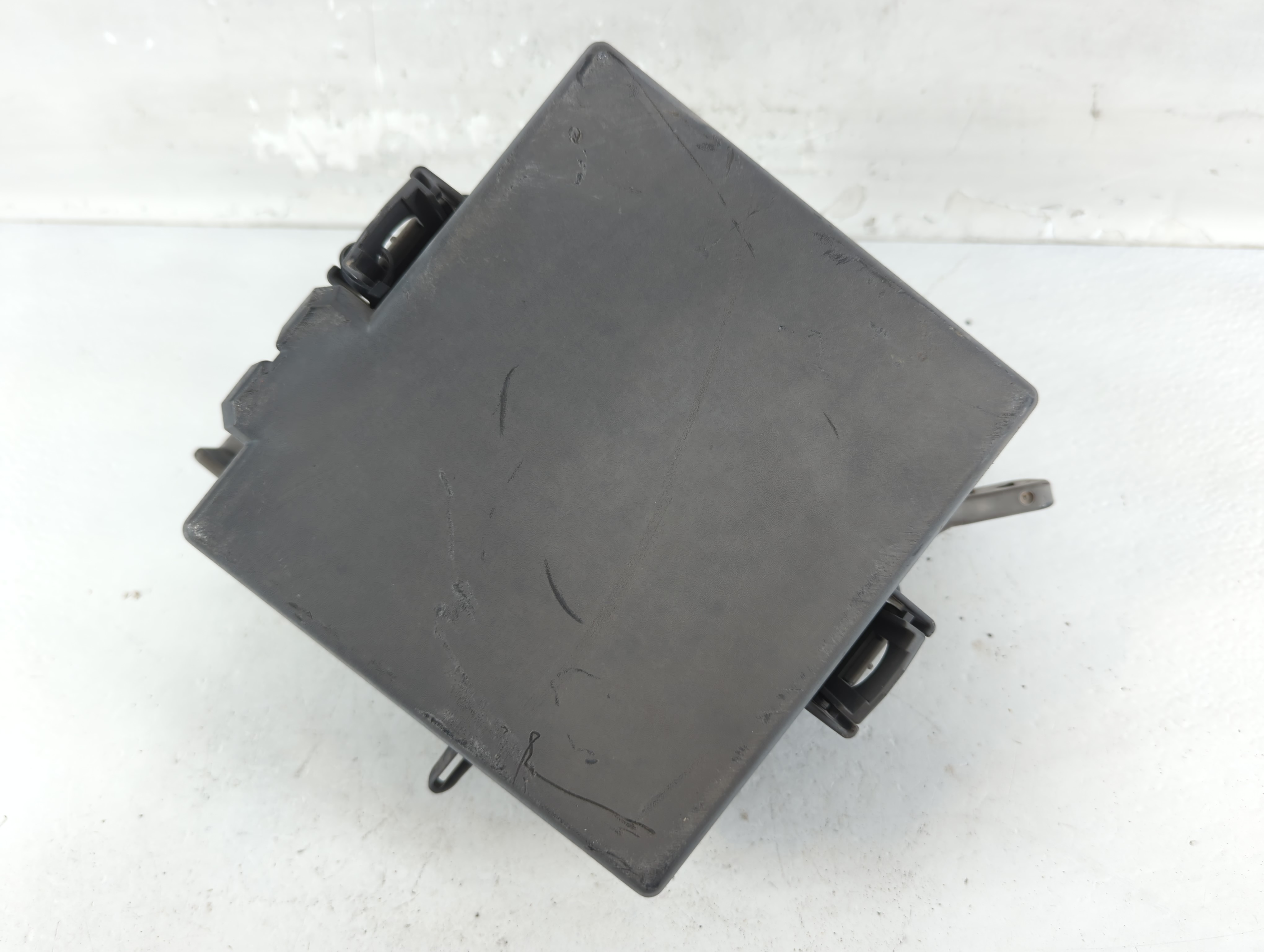 Picture of 2017-2019 Kia Sportage Fusebox Fuse Box Relay Module 933760