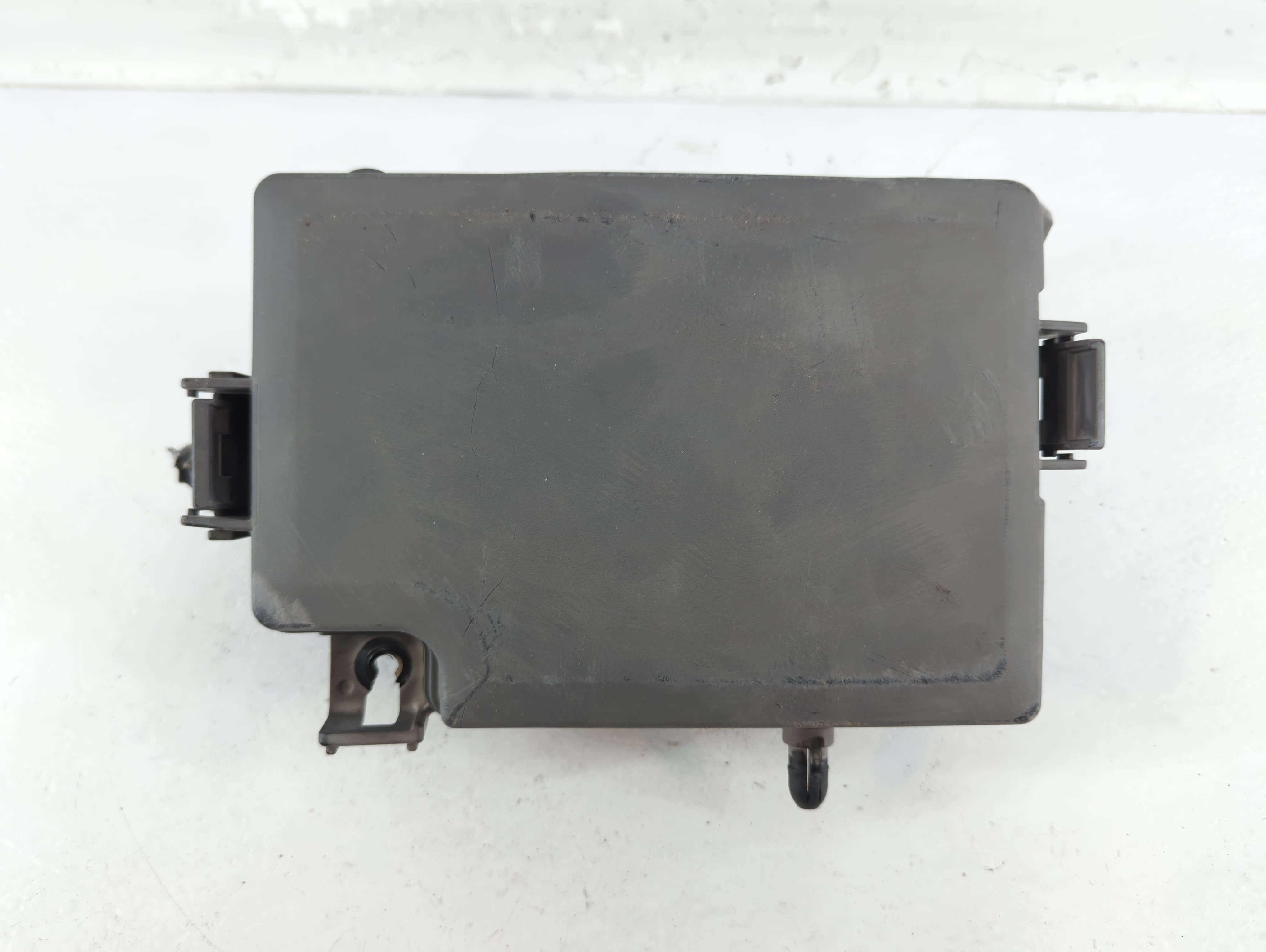 2018-2018 Hyundai Elantra Fusebox Fuse Box Relay Module 91956-f2022 933761 - Oemusedautoparts1.com