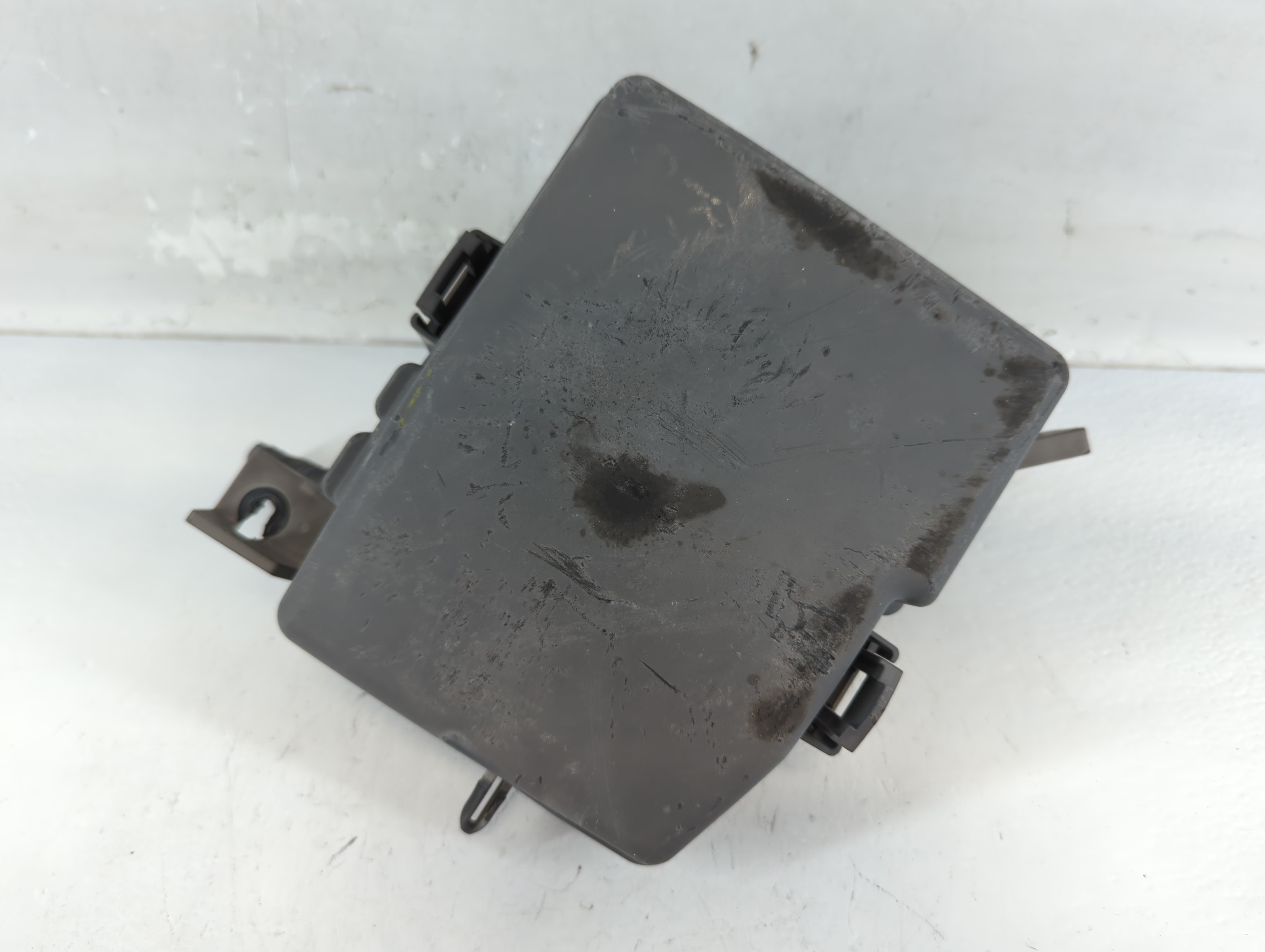 Picture of 2011-2014 Hyundai Sonata Fusebox Fuse Box Relay Module 91950-3s711 933784