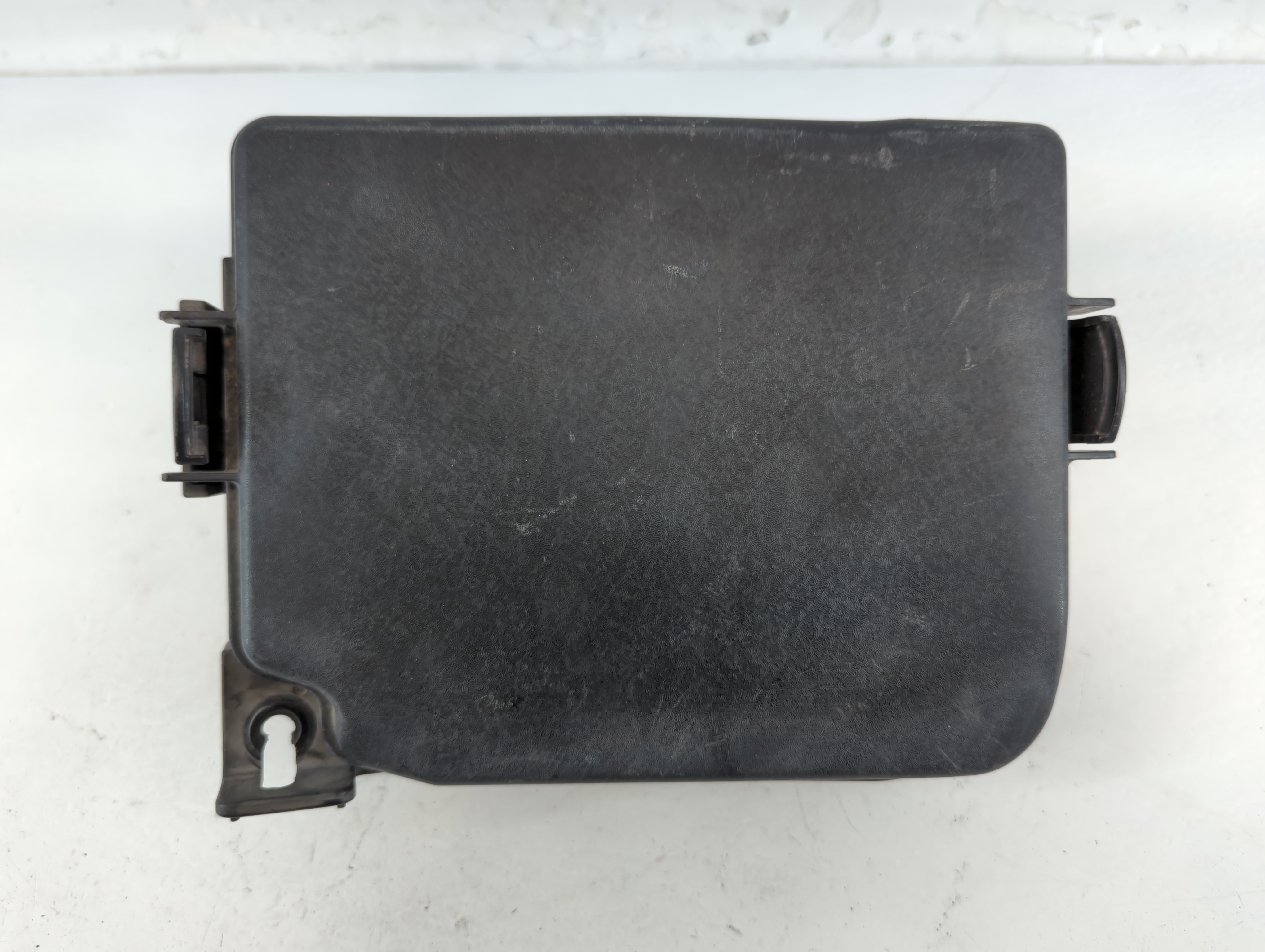 Picture of 2014-2016 Kia Forte Fusebox Fuse Box Relay Module 91207 A7162 933801
