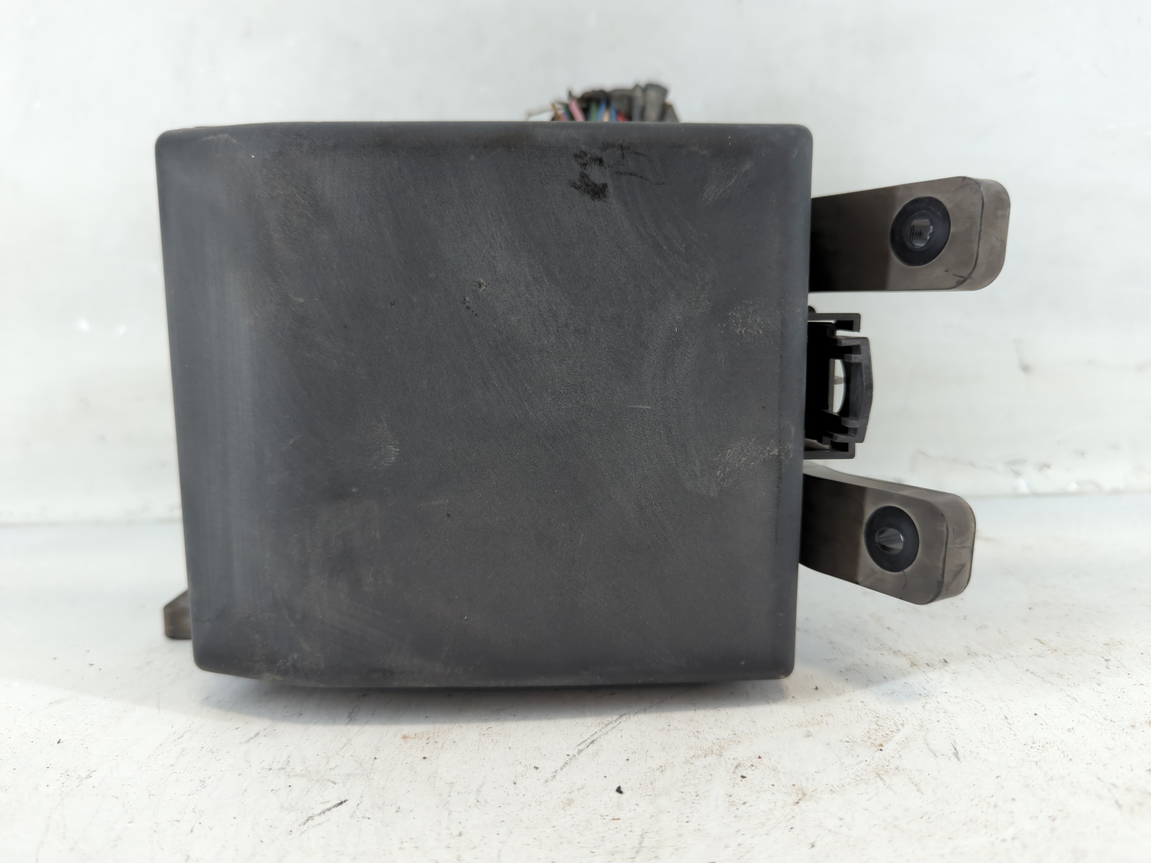 2011-2013 Hyundai Tucson Fusebox Fuse Box Relay Module Bc8090480148 933811 - Oemusedautoparts1.com