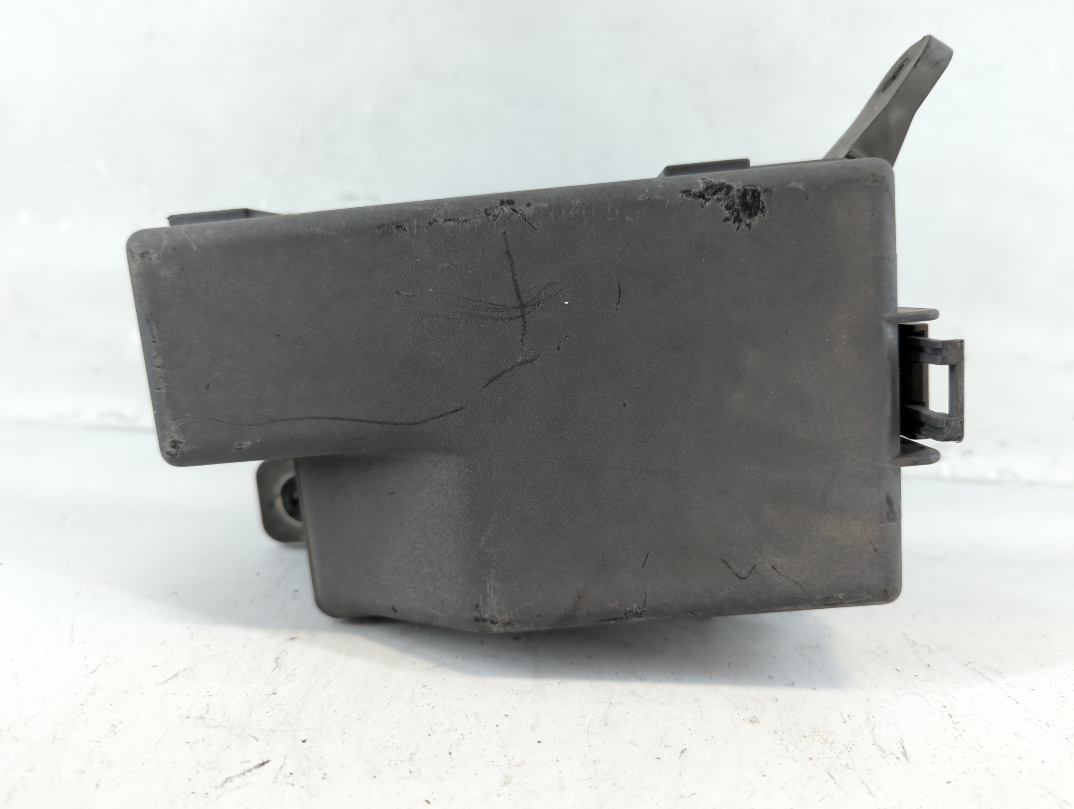 2012-2013 Kia Soul Fusebox Fuse Box Relay Module 9407 2K 142 933815 - Oemusedautoparts1.com