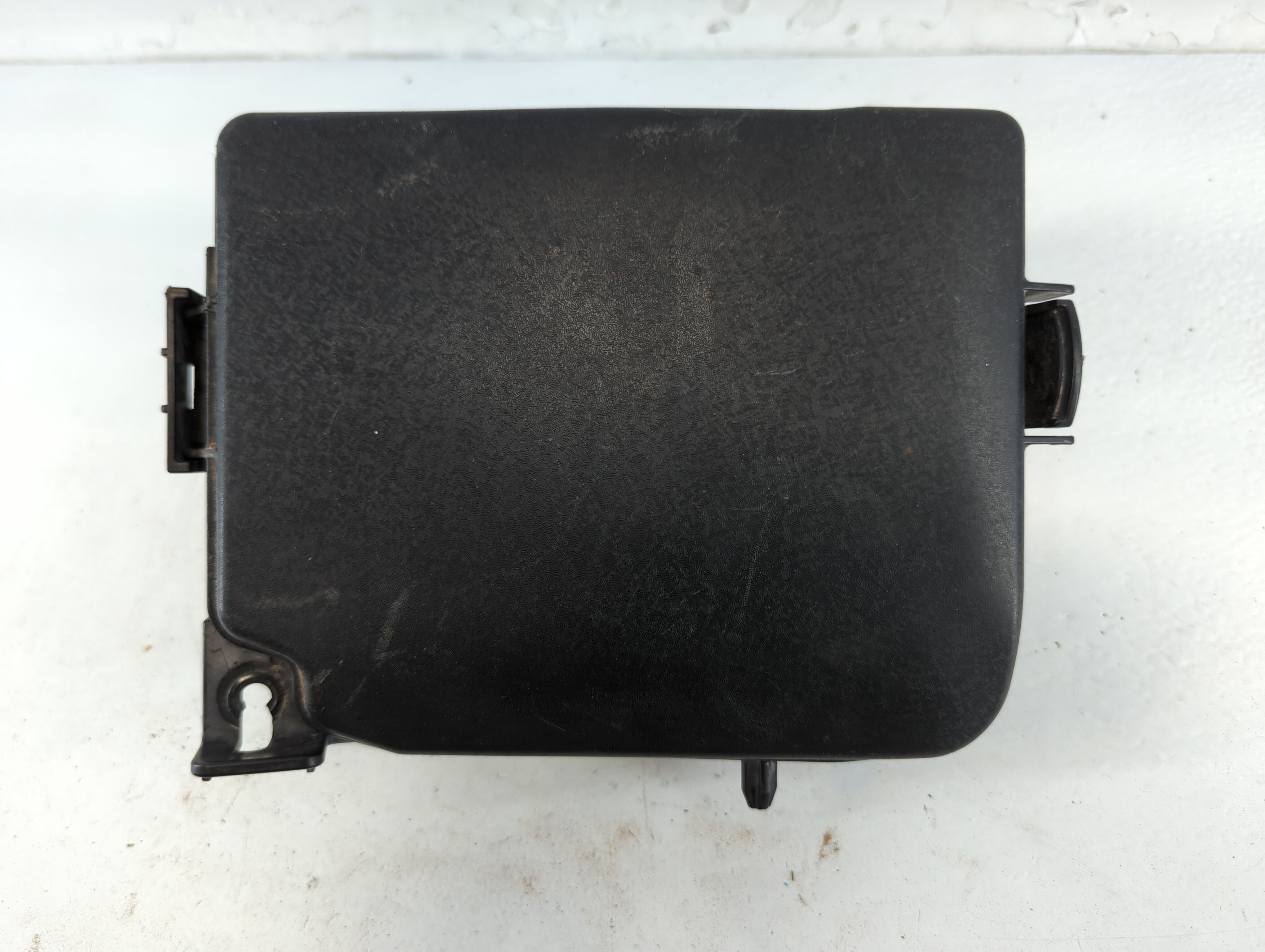 Picture of 2014-2016 Kia Forte Fusebox Fuse Box Relay Module 91208 A7012 933833