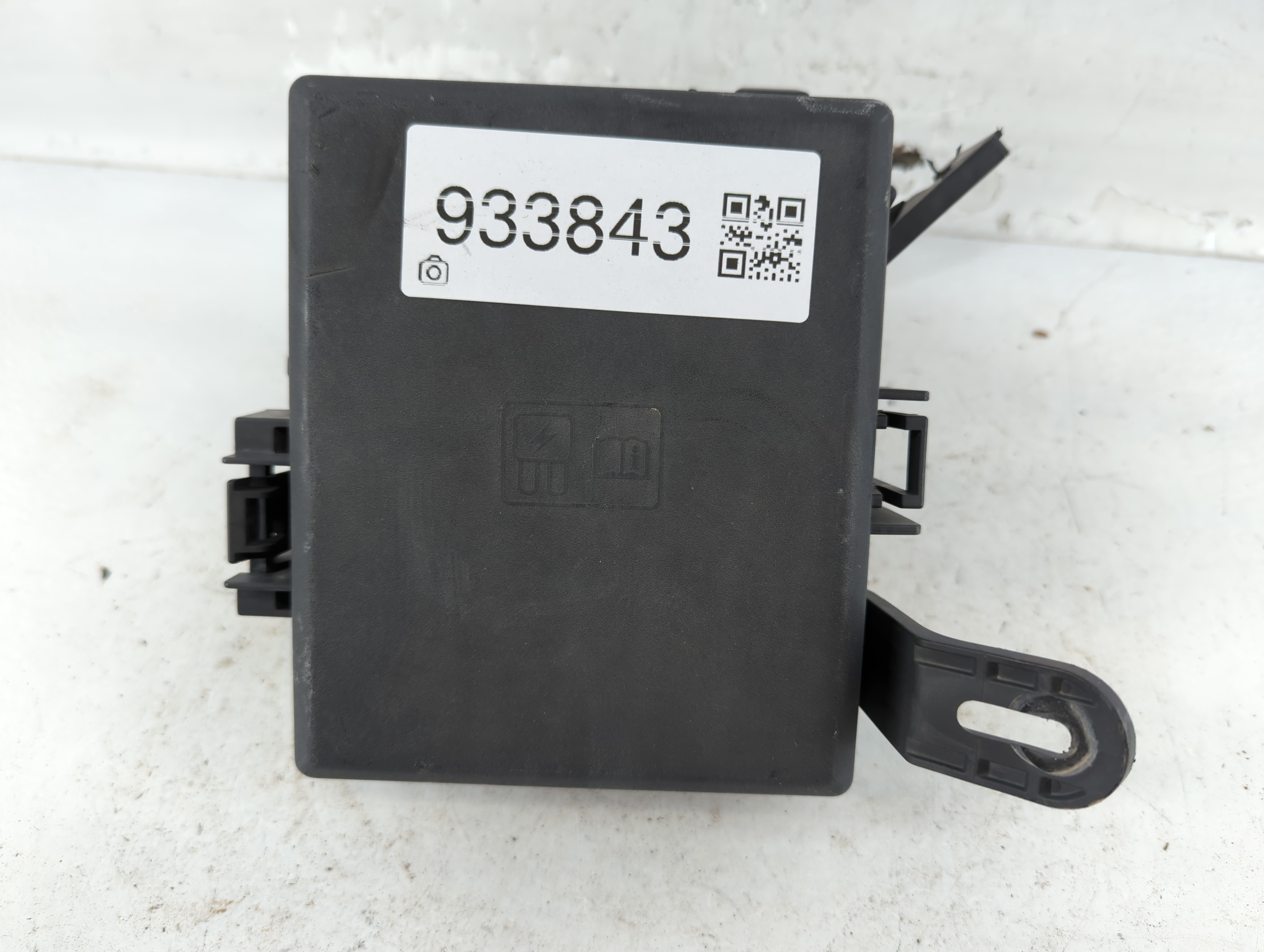 2018-2020 Ford Ecosport Fusebox Fuse Box Relay Module 933843 - Oemusedautoparts1.com