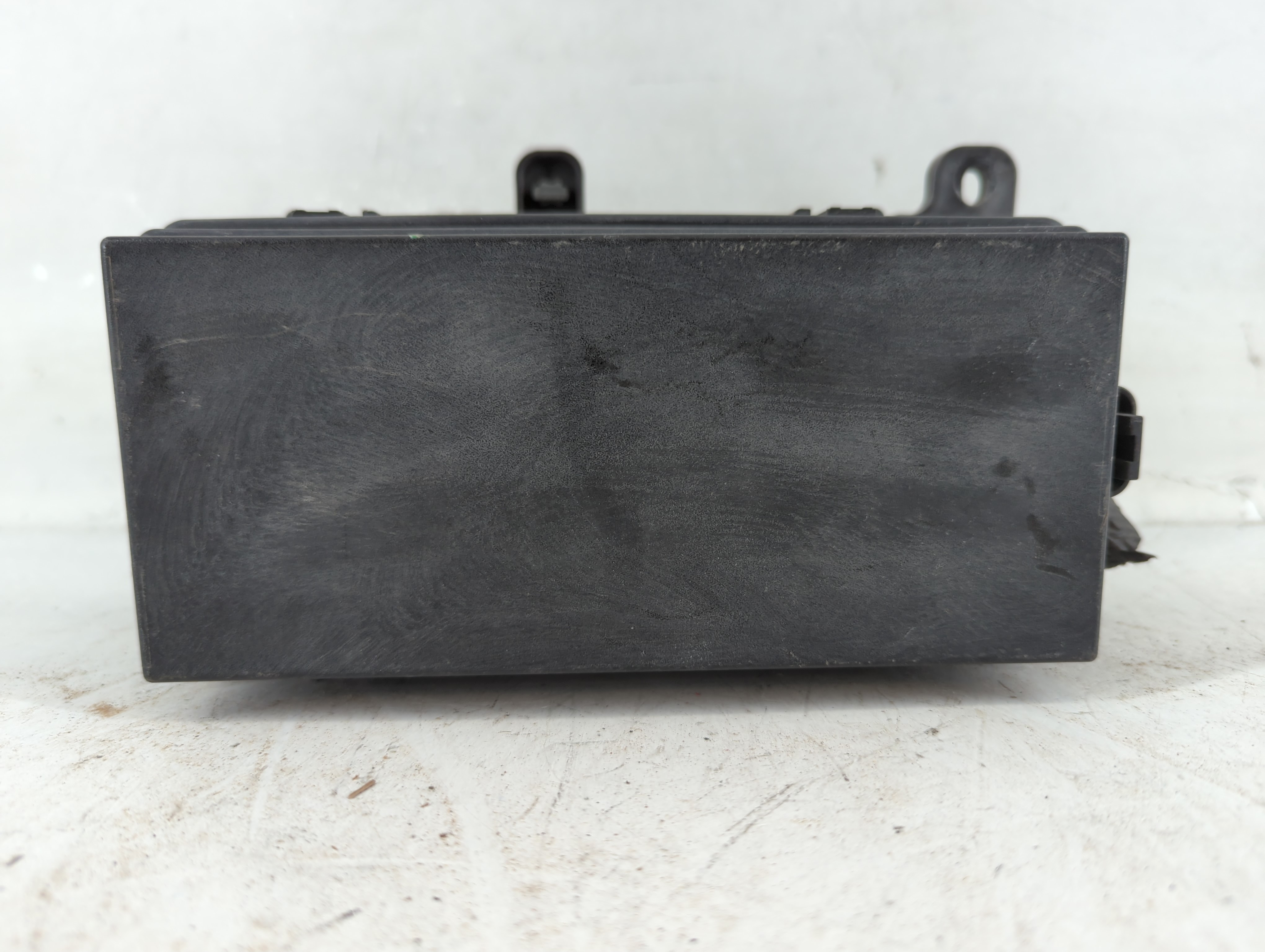 2009-2011 Chevrolet Aveo Fusebox Fuse Box Relay Module 96 839 233za 933867 - Oemusedautoparts1.com