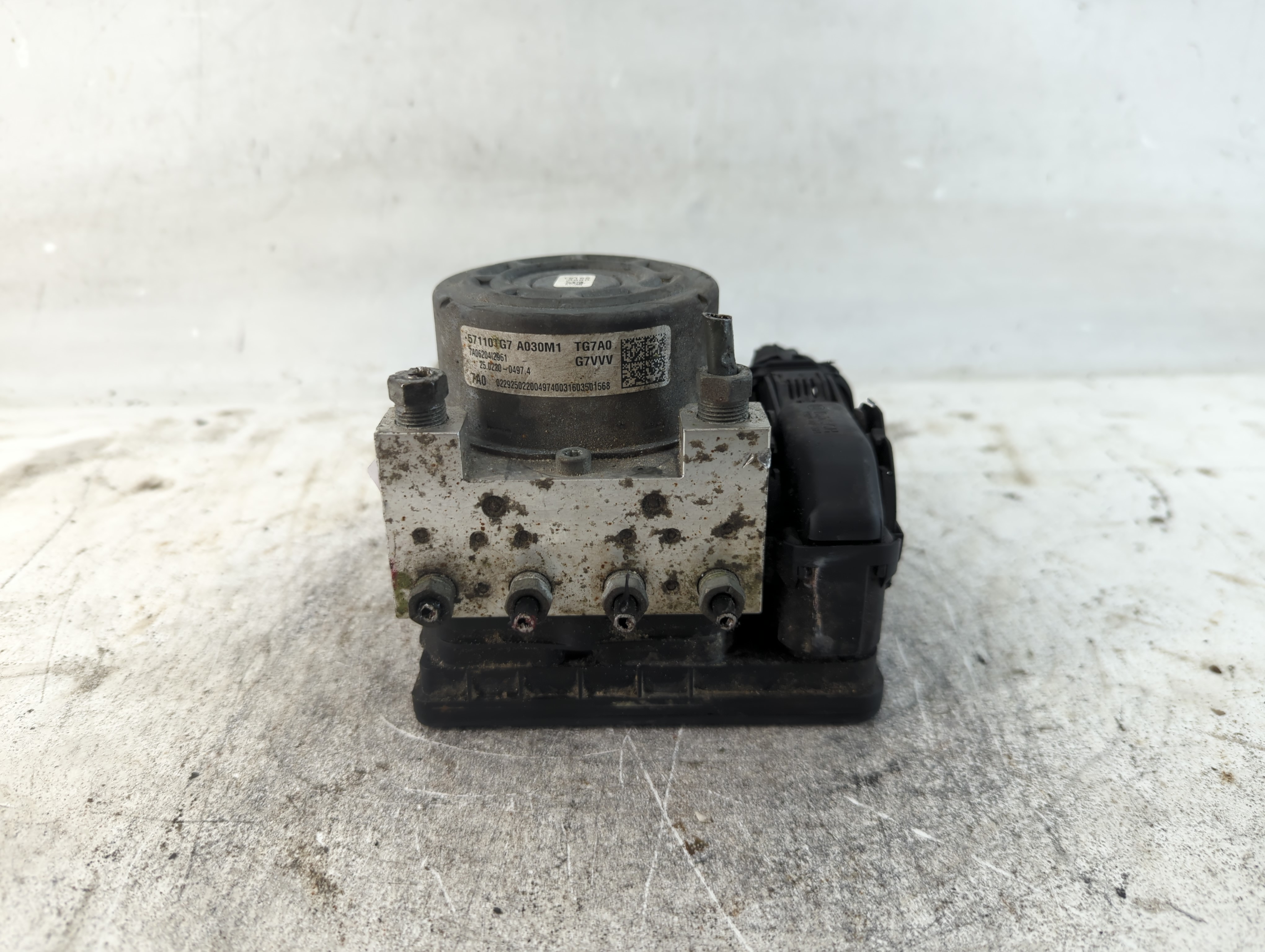 2016-2018 Honda Pilot Abs Pump Control Module 933988 - Oemusedautoparts1.com