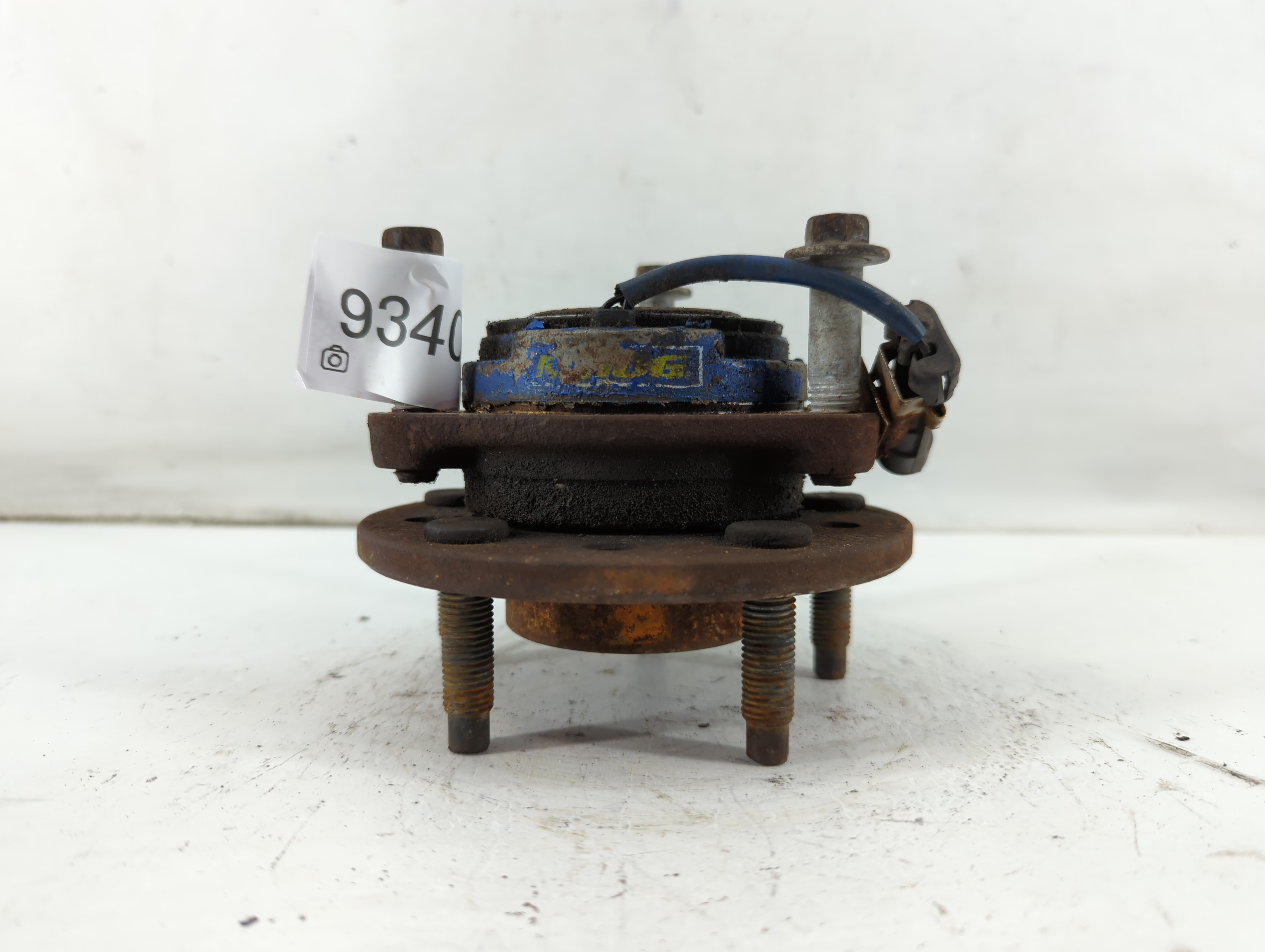 1999-2005 Pontiac Grand Am Driver Front Wheel Hub Oem 934040 - Oemusedautoparts1.com