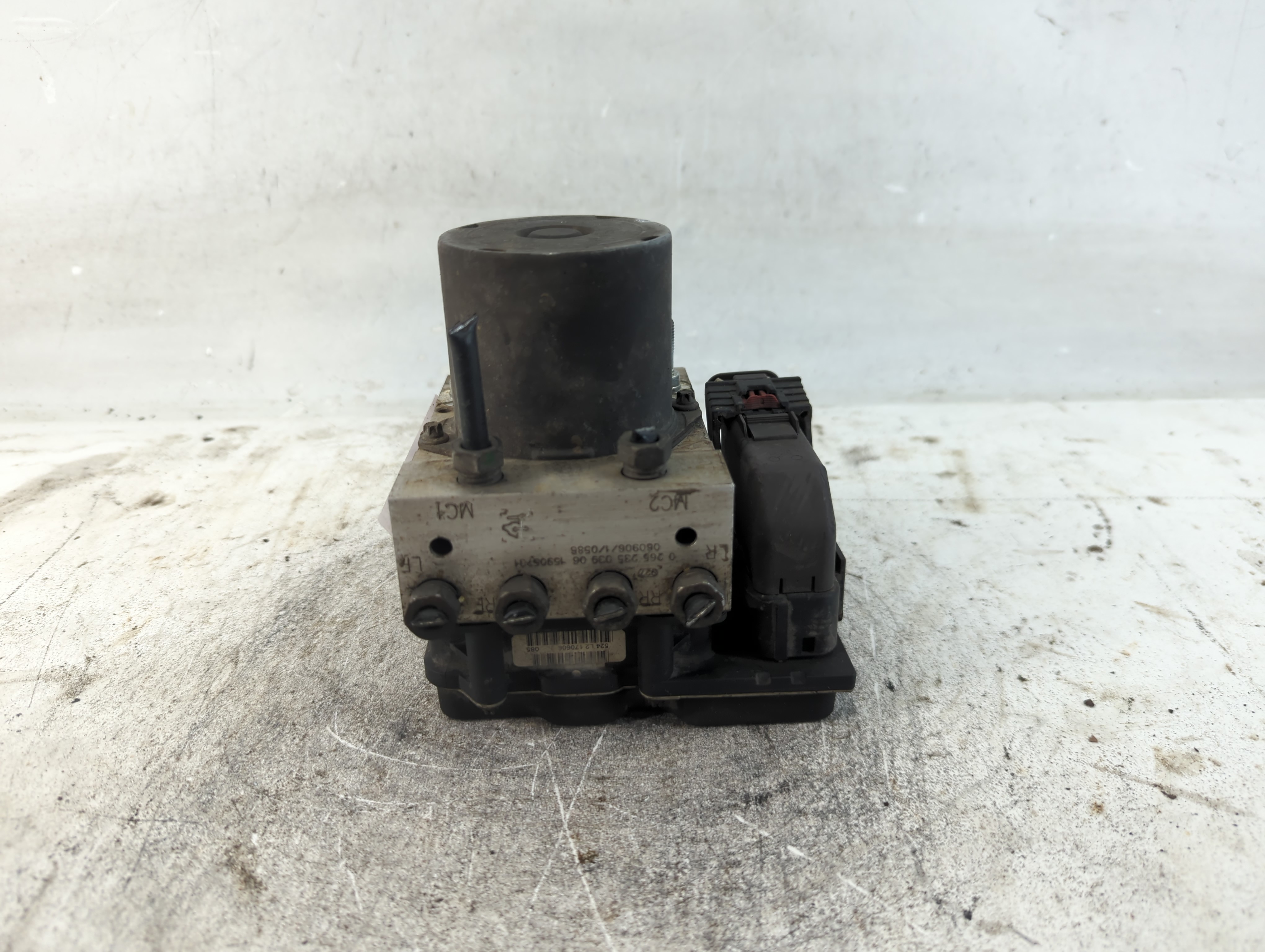 2007-2007 Gmc Yukon Abs Pump Control Module 934065 - Oemusedautoparts1.com
