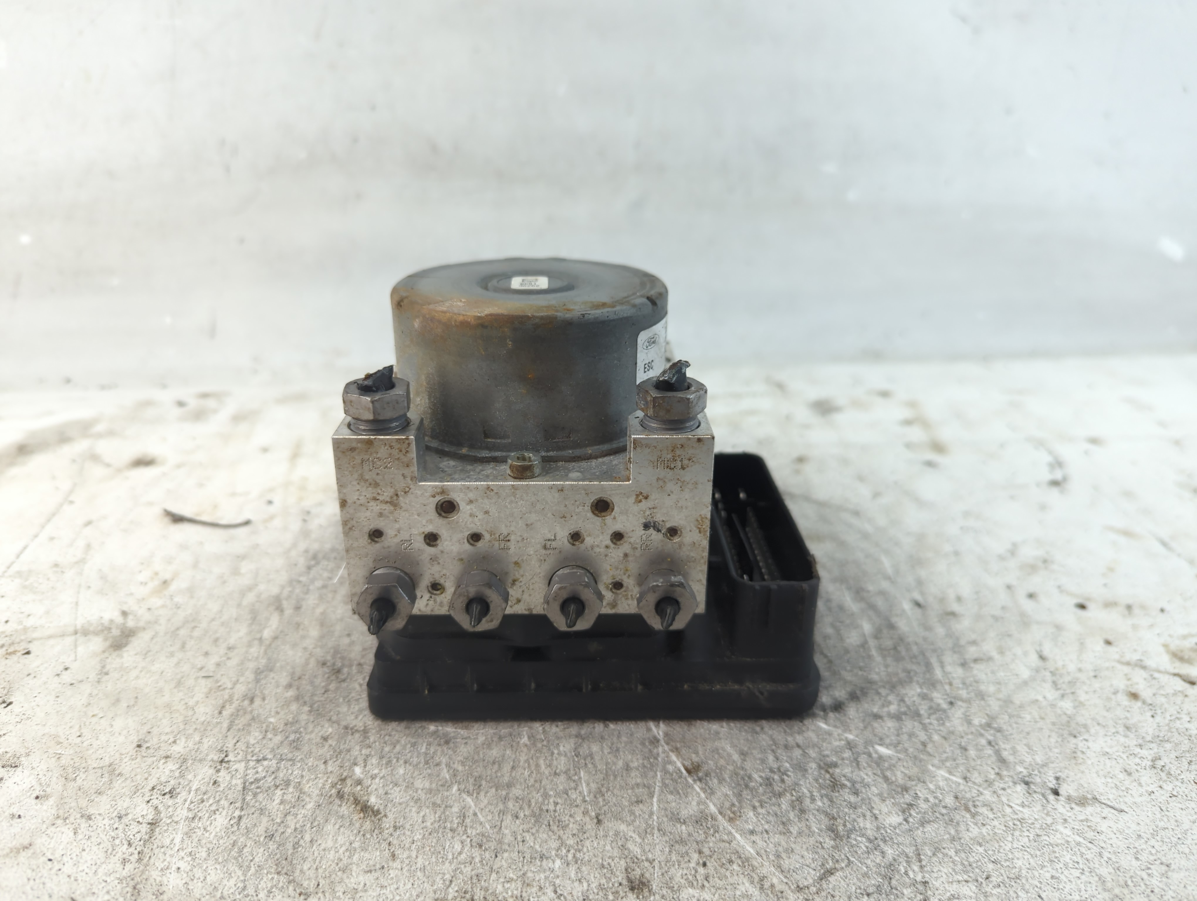 2015-2020 Ford Mustang Abs Pump Control Module 934070 - Oemusedautoparts1.com