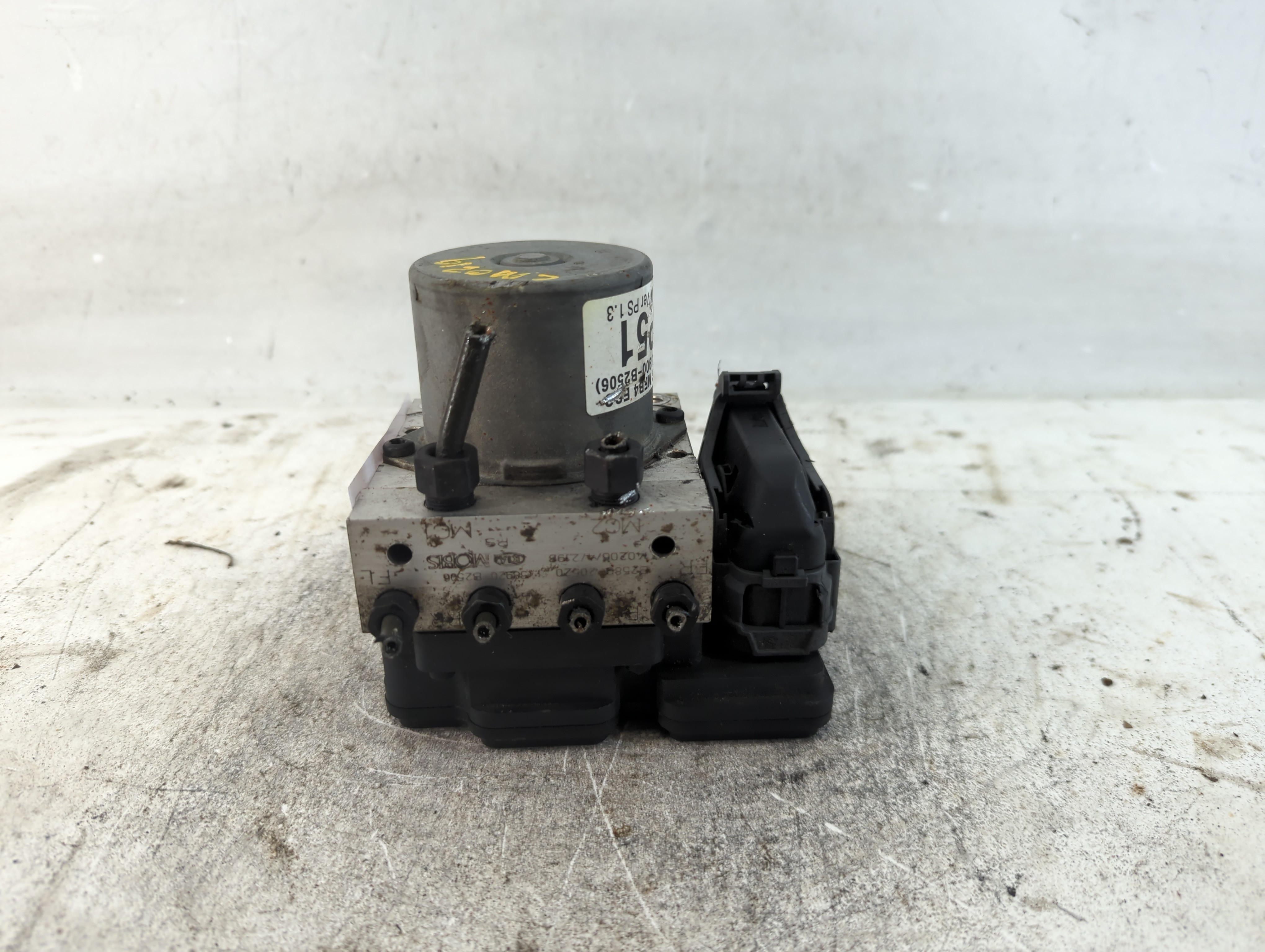 2014-2015 Kia Soul Abs Pump Control Module 934096 - Oemusedautoparts1.com