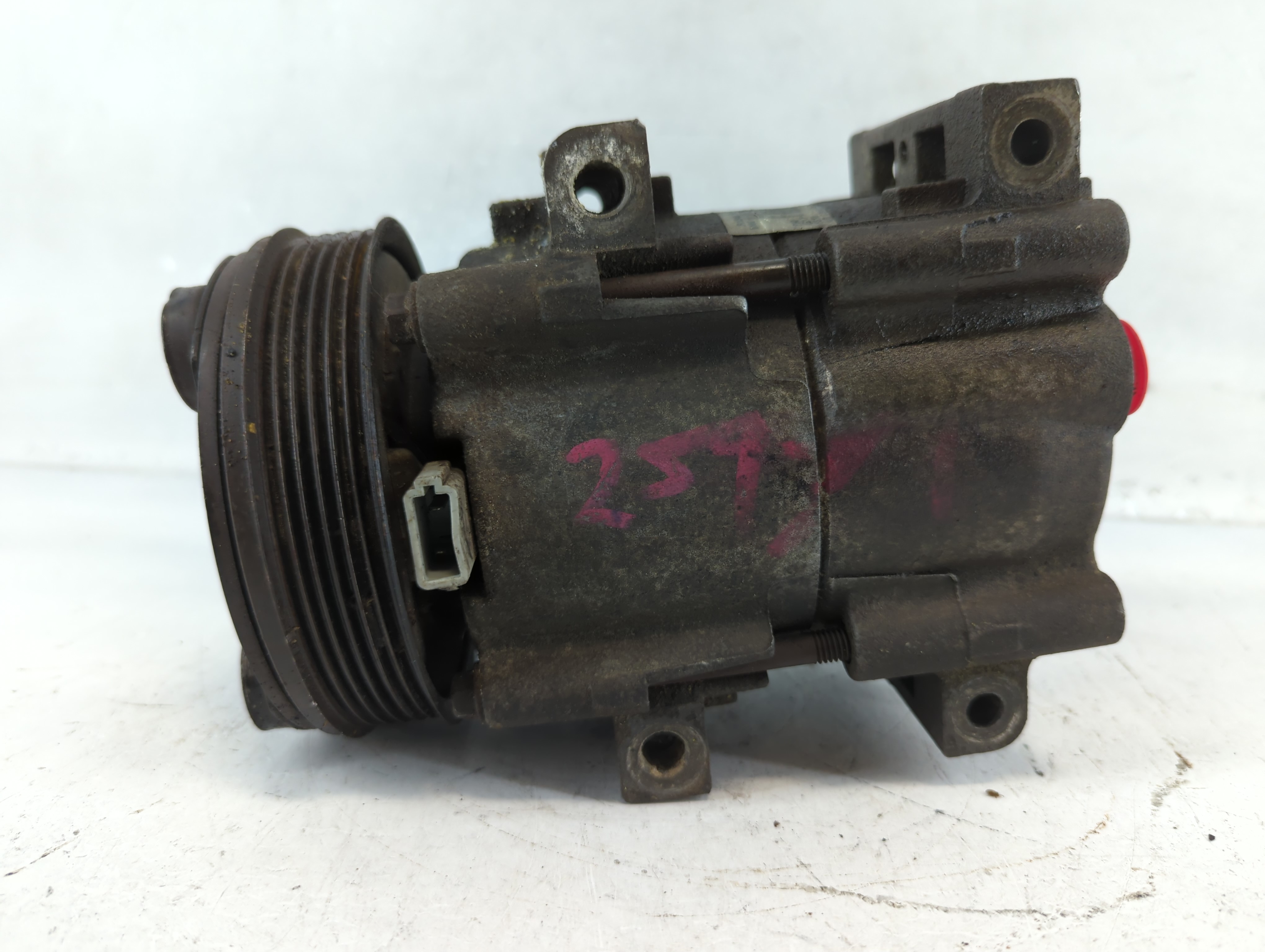 2001-2011 Ford Ranger Air Conditioning A/c Ac Compressor Oem 934120 - Oemusedautoparts1.com