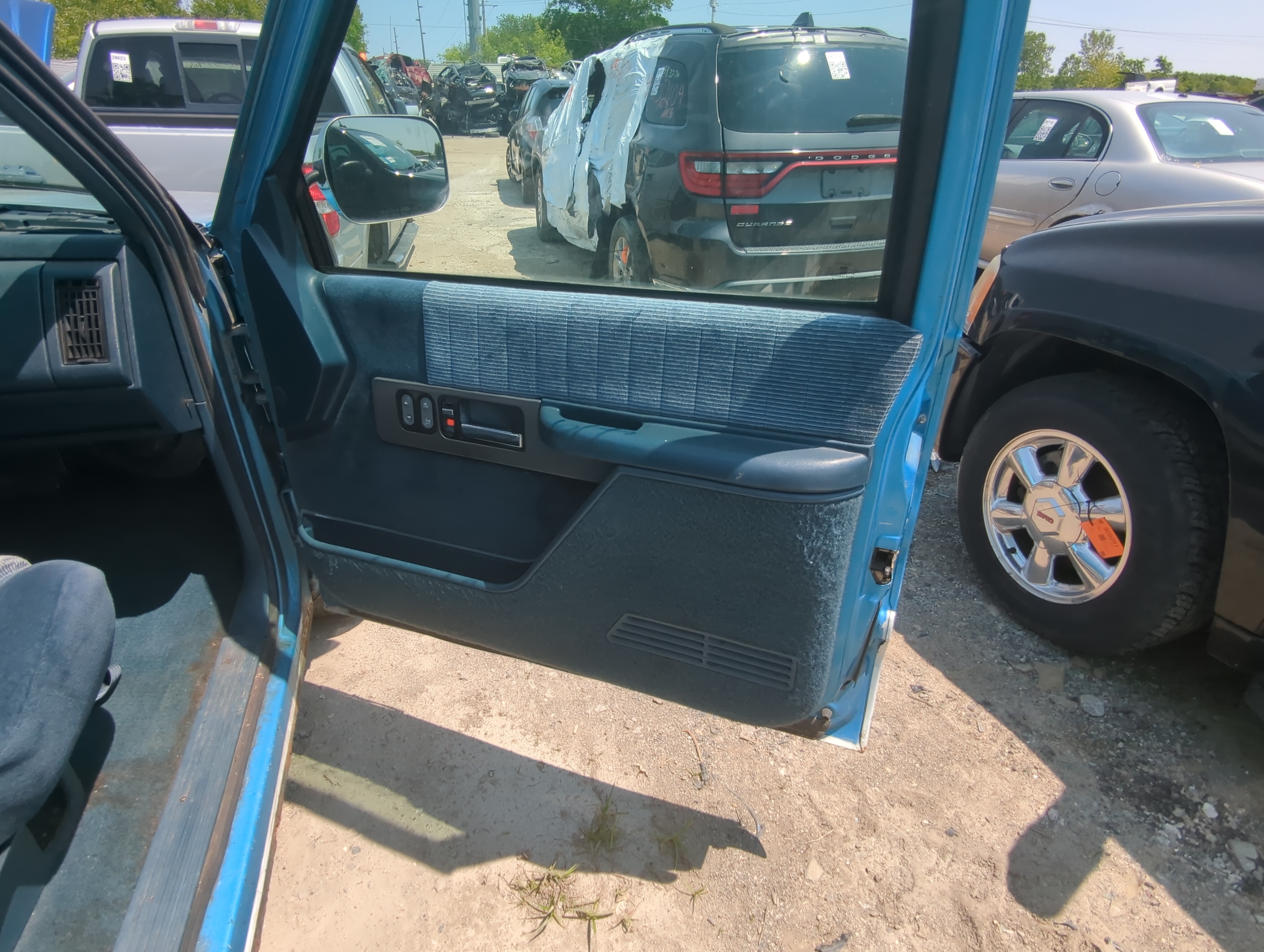 Picture of 1993 Chevrolet K1500 Front Right Passenger Interior Door Panel Trim 934237