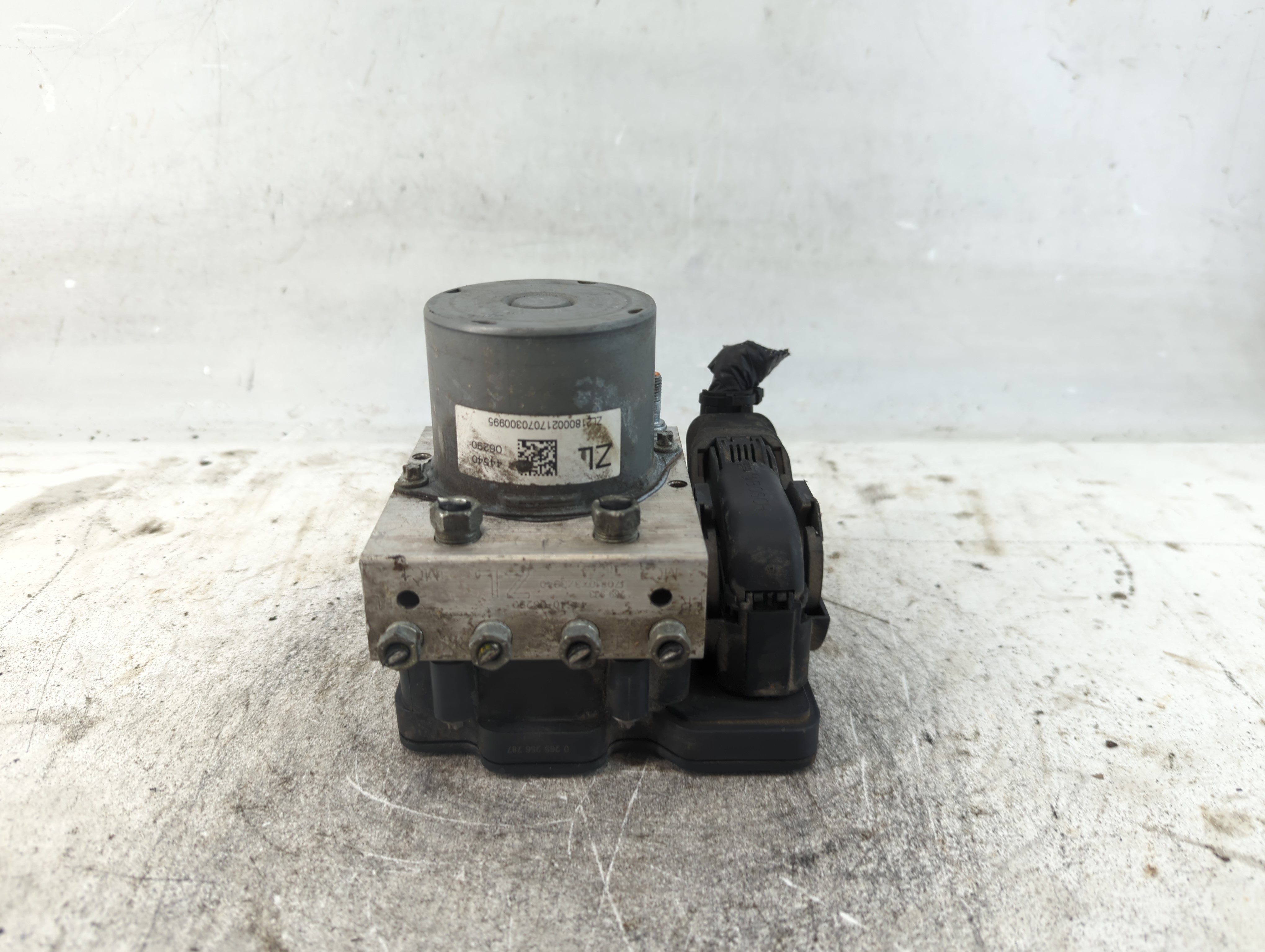 2015-2015 Ford Escape Abs Pump Control Module 934788 - Oemusedautoparts1.com
