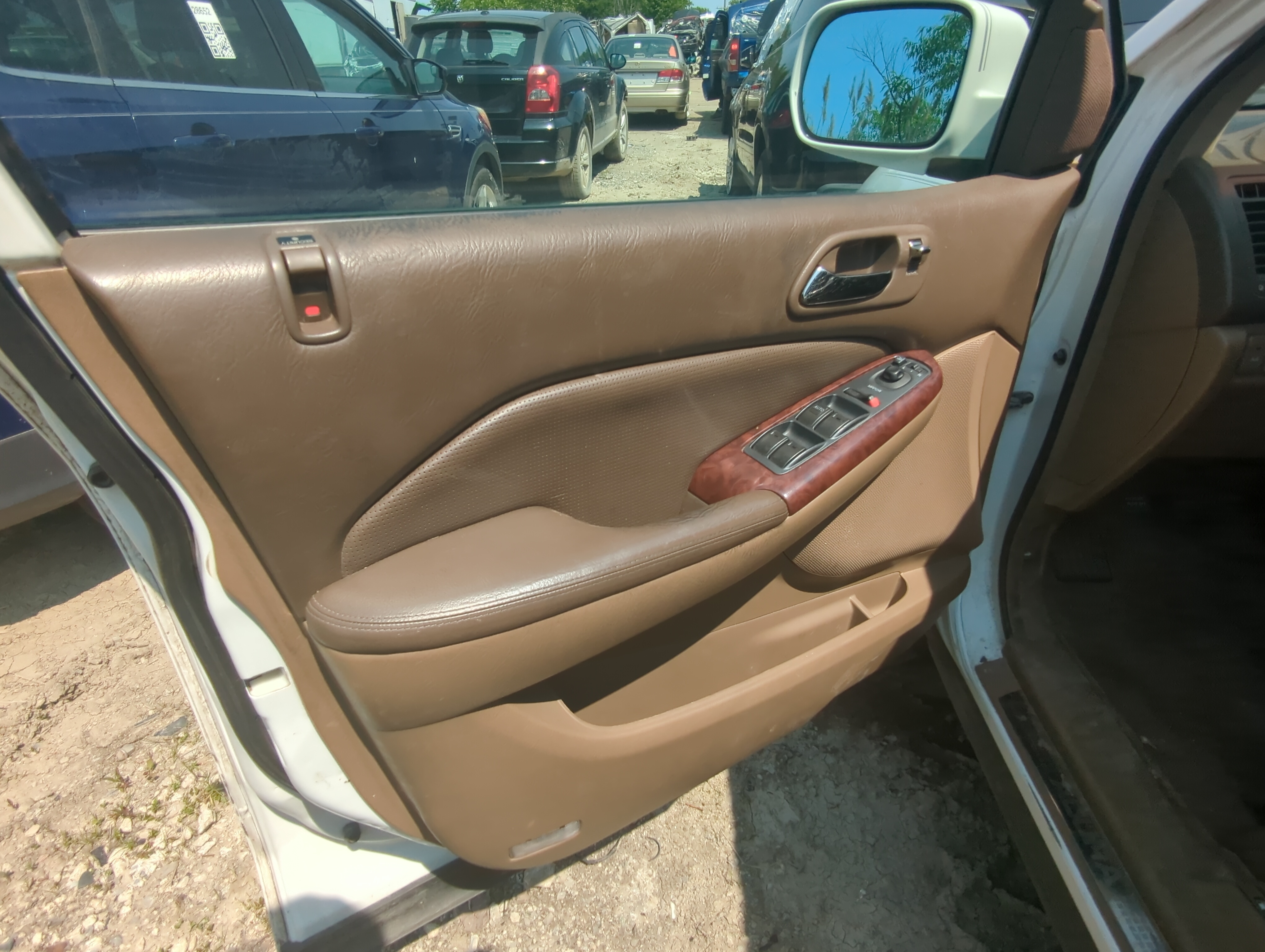 Picture of 2005 Acura Mdx Front Left Driver Interior Door Panel Trim 935003