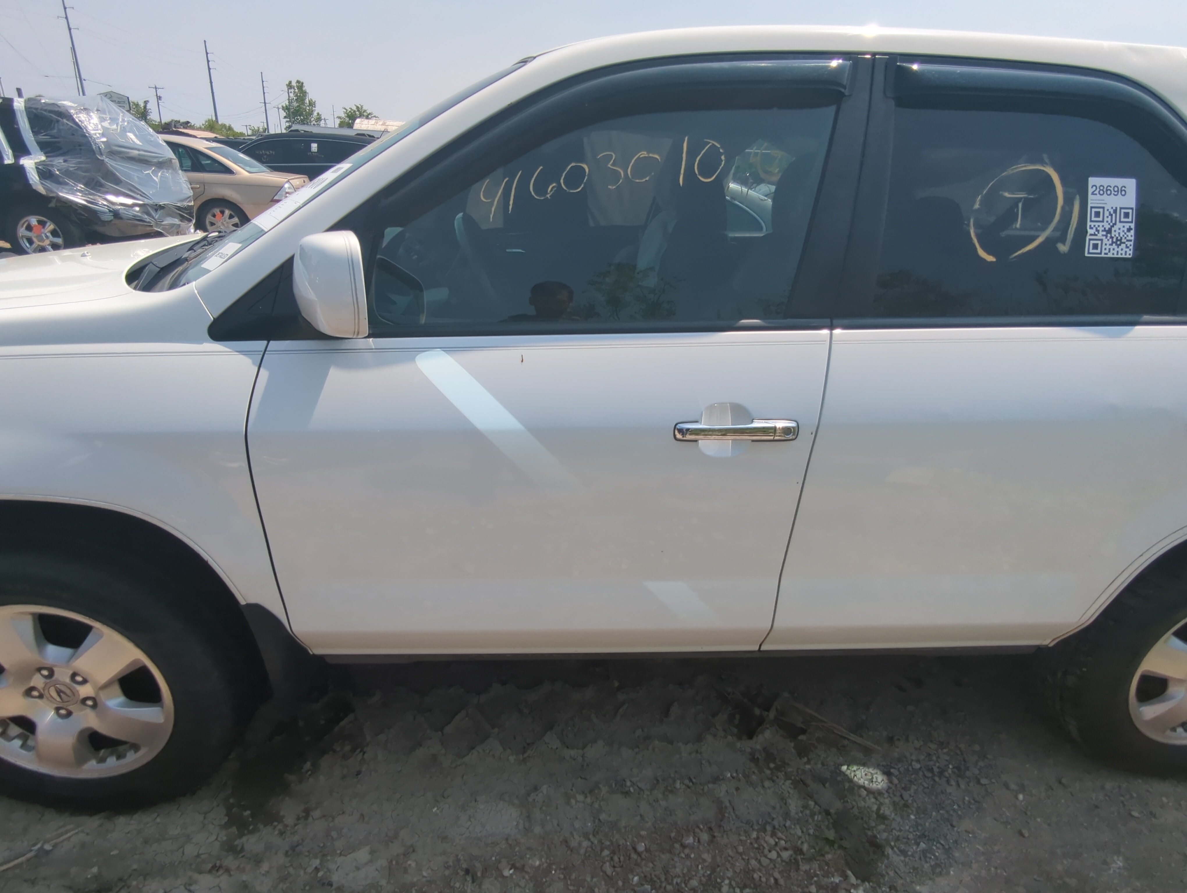 2001-2006 Acura Mdx Driver Front Door Oem 935154 - Oemusedautoparts1.com