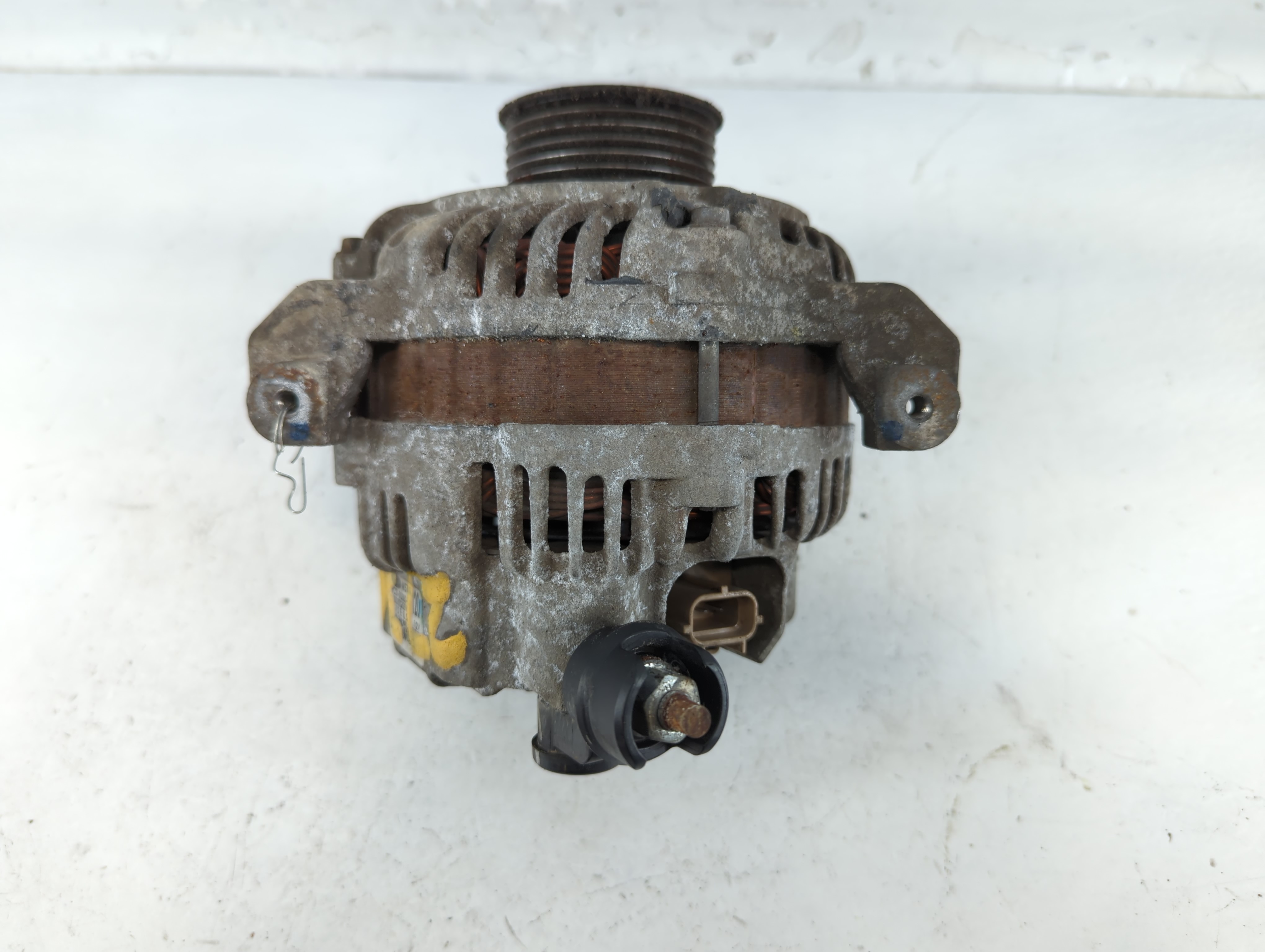 Picture of Ford E-350 Econoline Alternator Generator Charging Assembly Engine Oem 935323