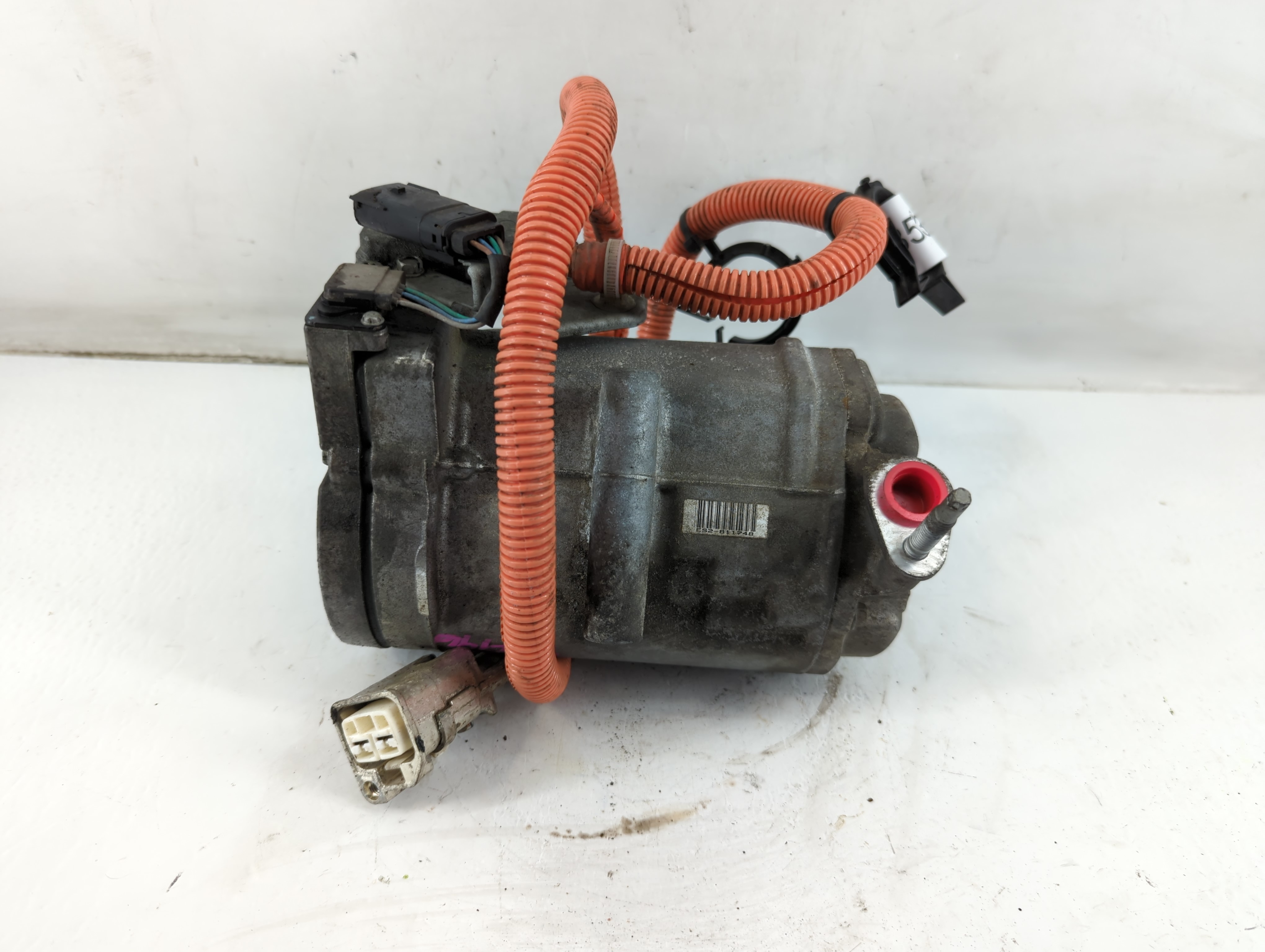 Picture of 2013-2018 Ford C-max Air Conditioning A/c Ac Compressor Oem 935353