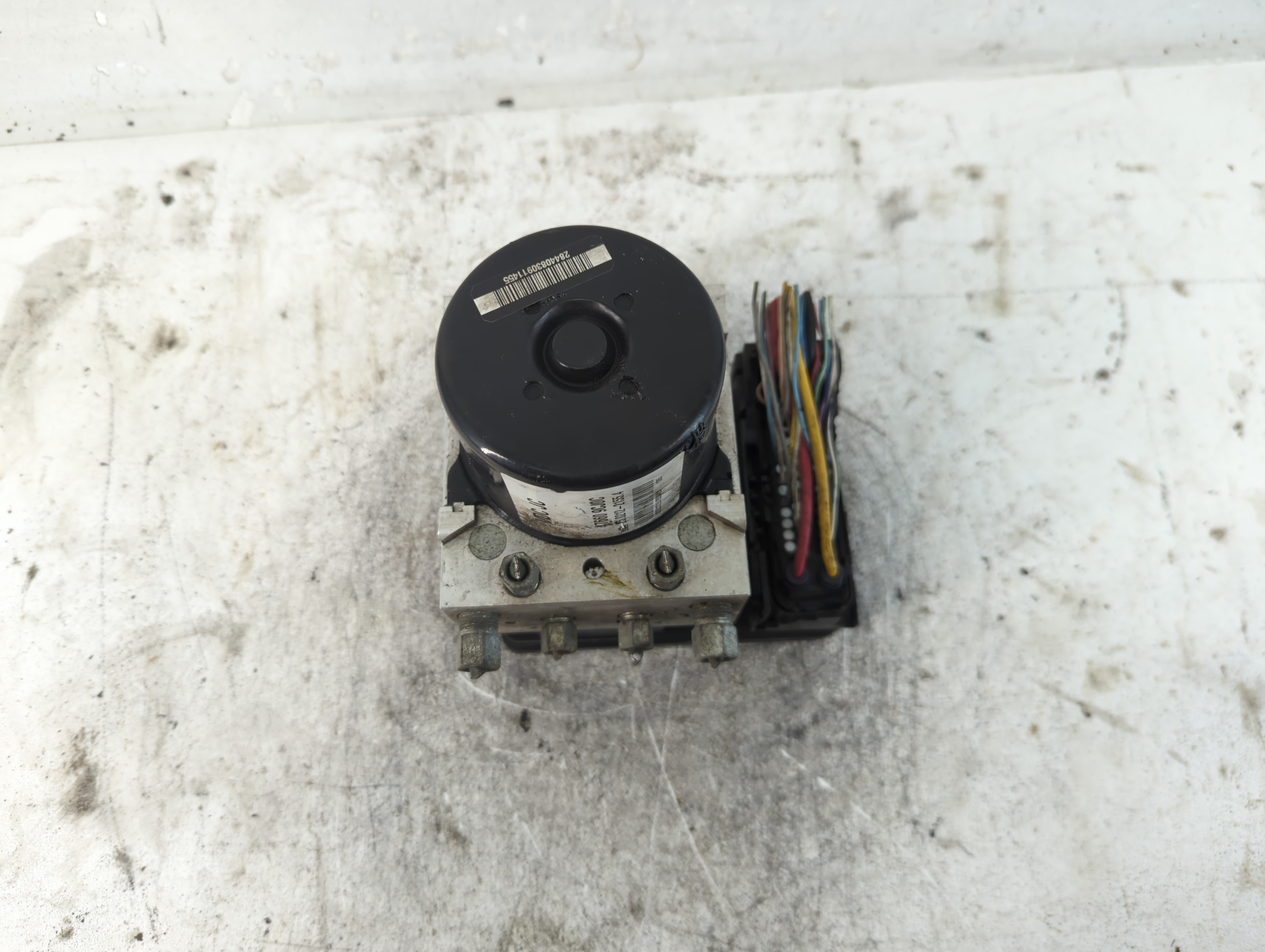 Picture of 2014-2019 Nissan Frontier Abs Pump Control Module 935358
