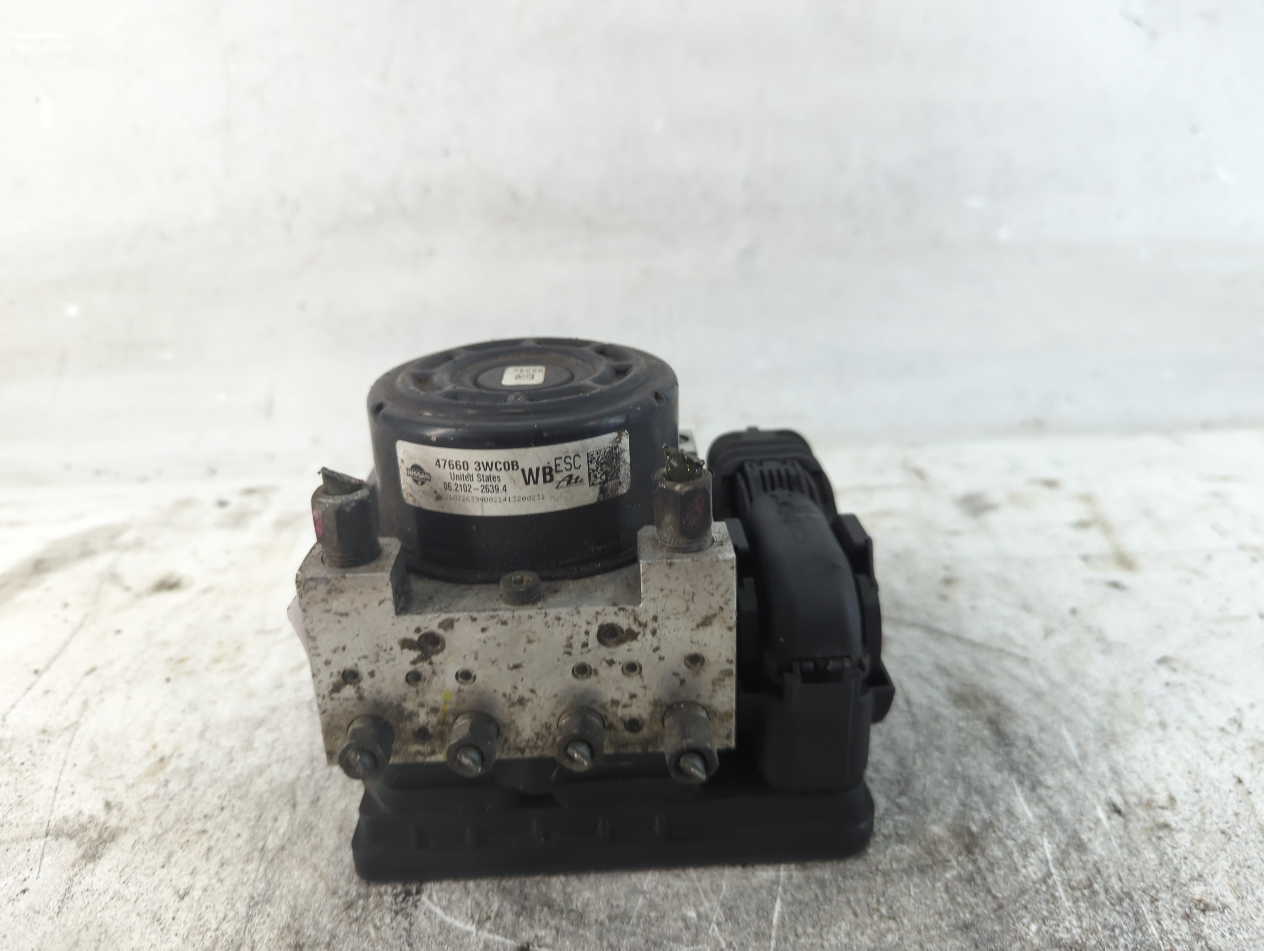 Picture of Nissan Versa Abs Pump Control Module 935363