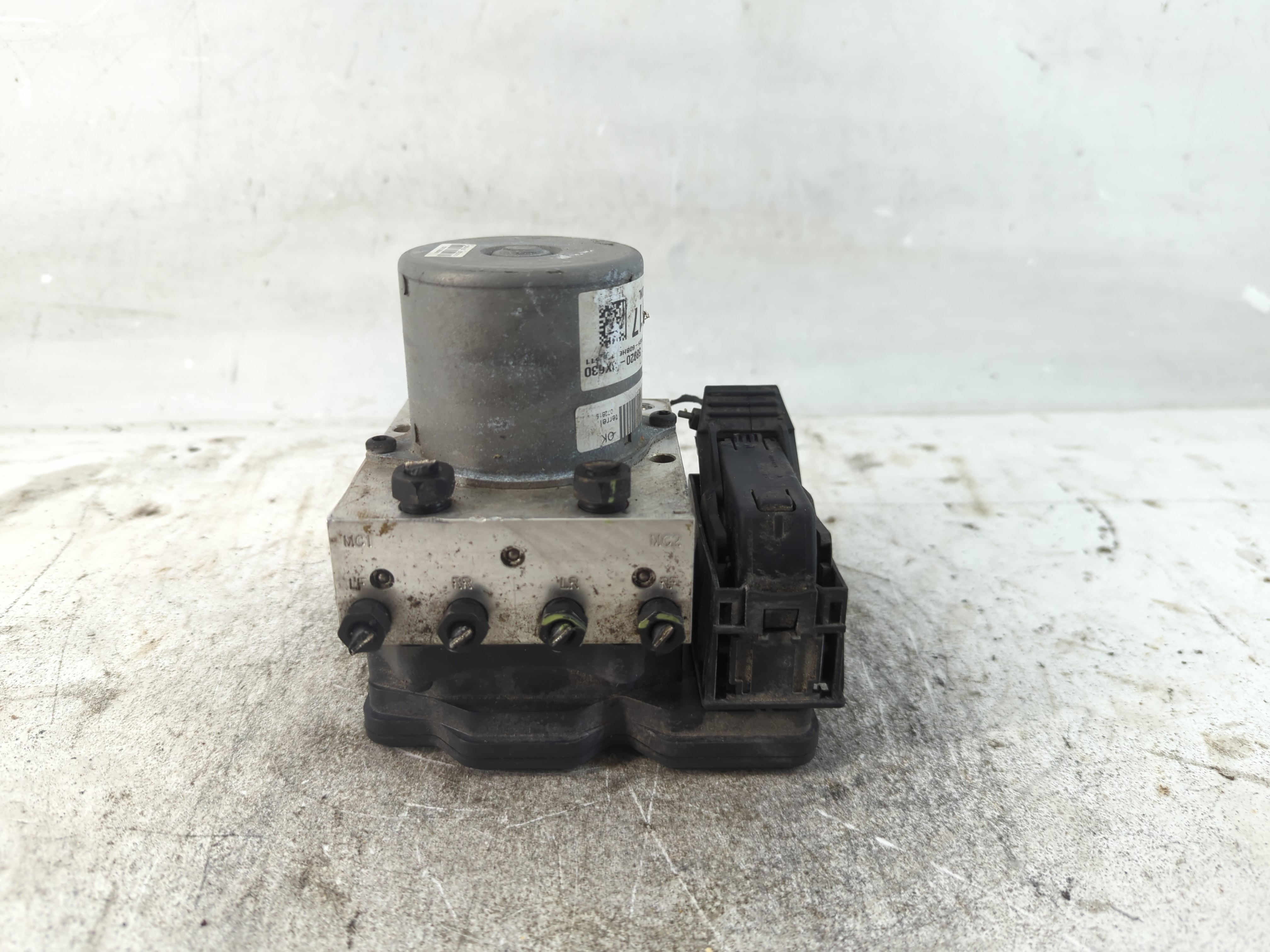 2014-2016 Hyundai Elantra Abs Pump Control Module 935380 - Oemusedautoparts1.com