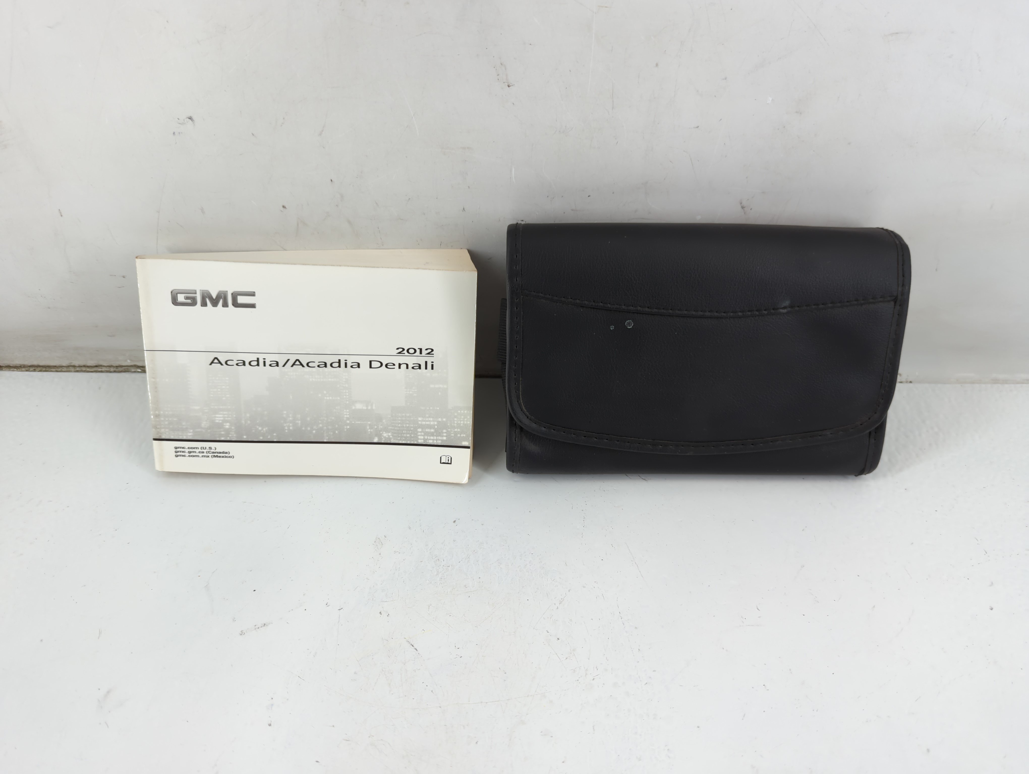 Picture of 2012 Gmc Acadia Owners Manual Book Guide 935404