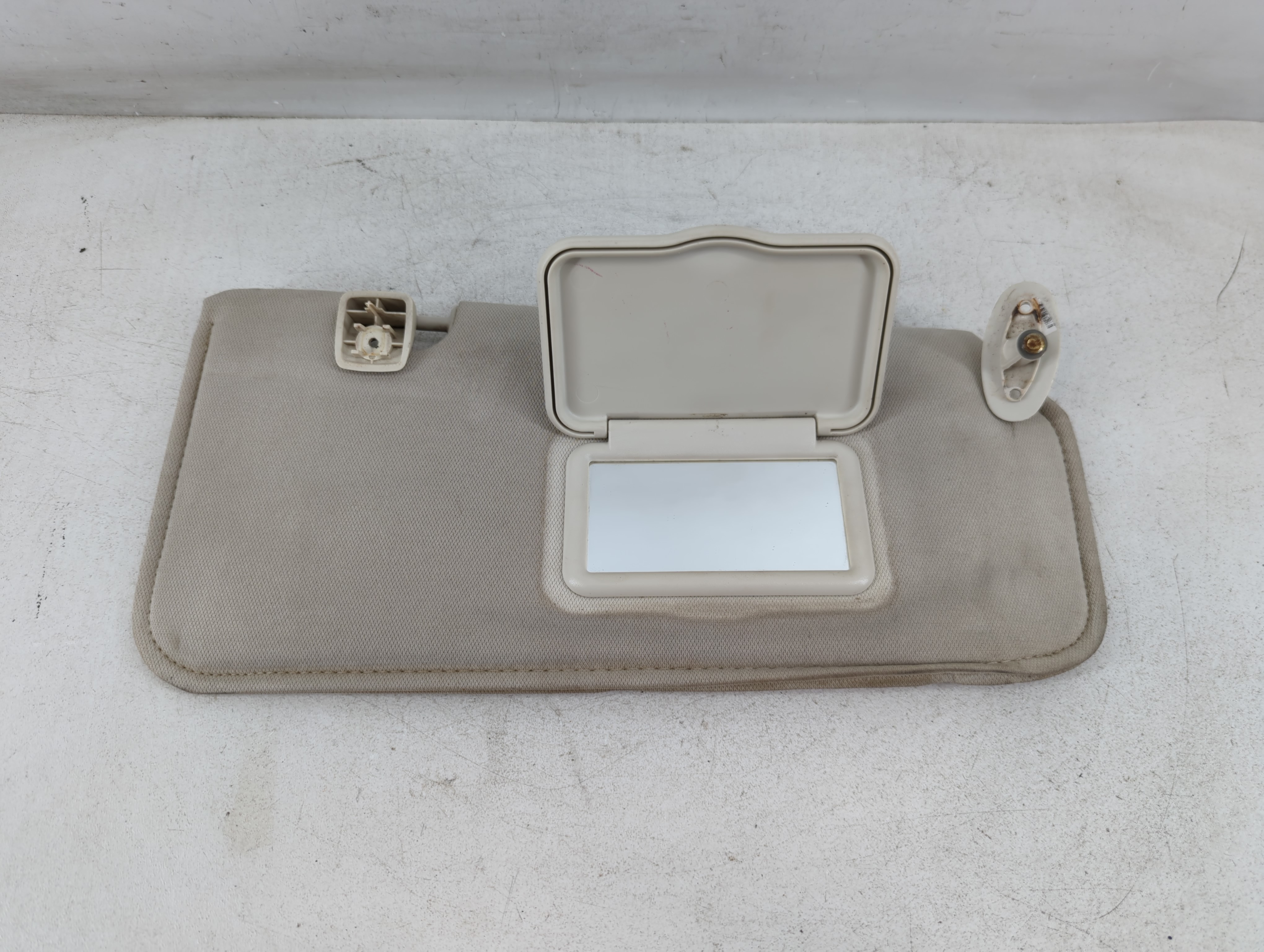 Picture of 2010-2012 Ford Escape Passenger Sun Visor Mirror Right Sunvisor Beige 935425