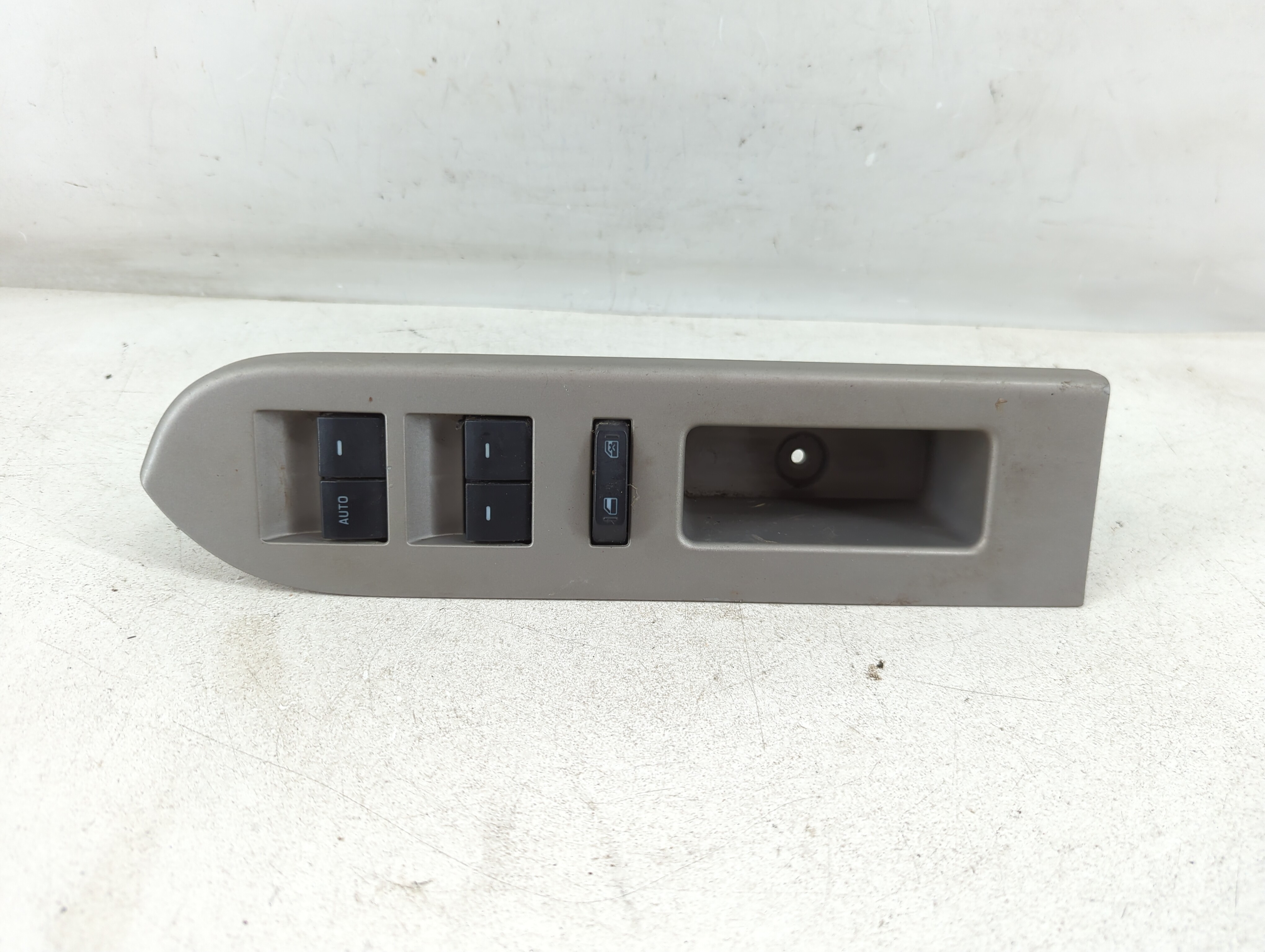 2008-2012 Ford Escape Driver Left Door Master Power Window Switch 3p2 935437 - Oemusedautoparts1.com