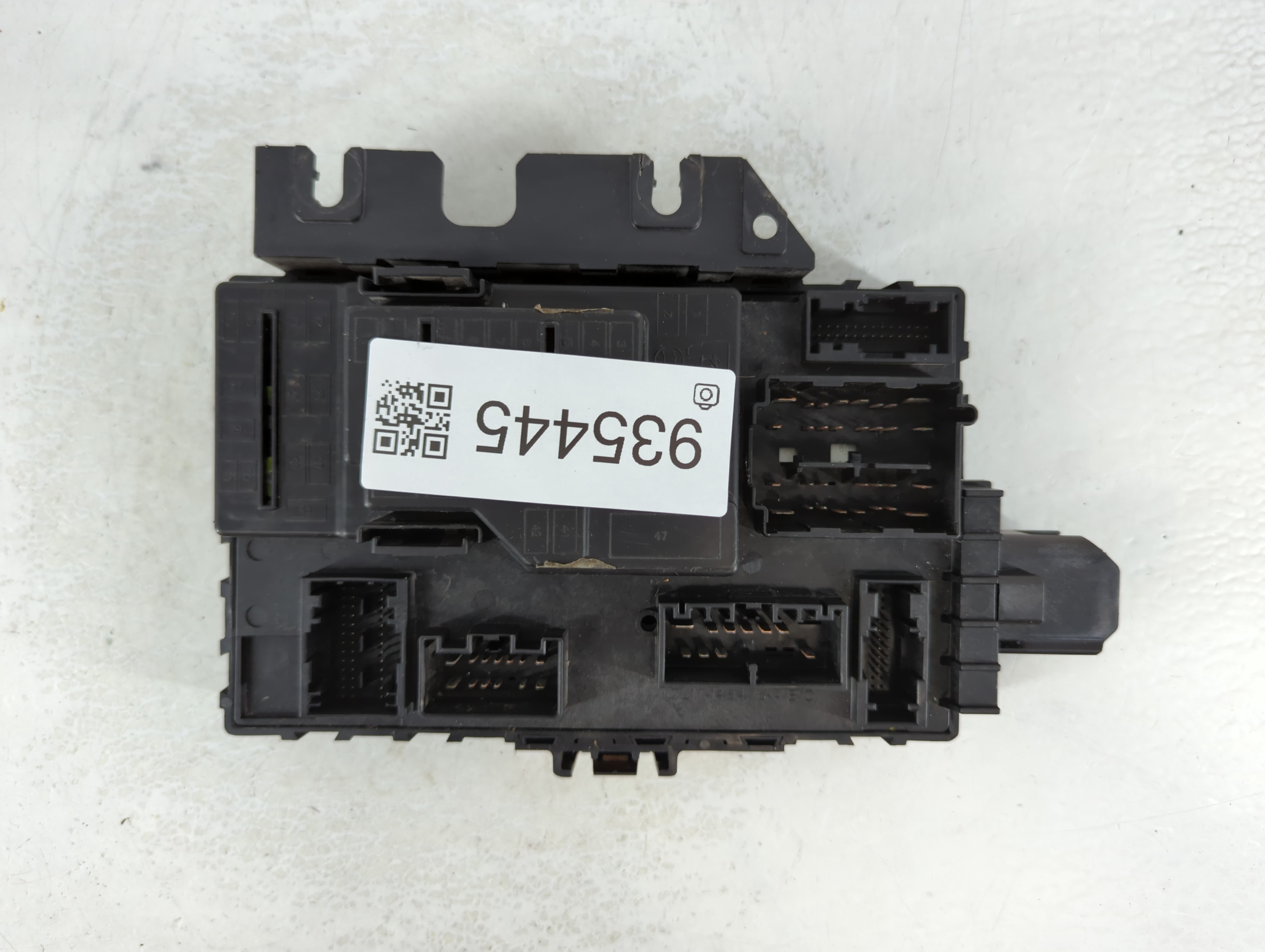 2010 Ford Escape Fusebox Fuse Box Relay Module Tipm 935445 - Oemusedautoparts1.com