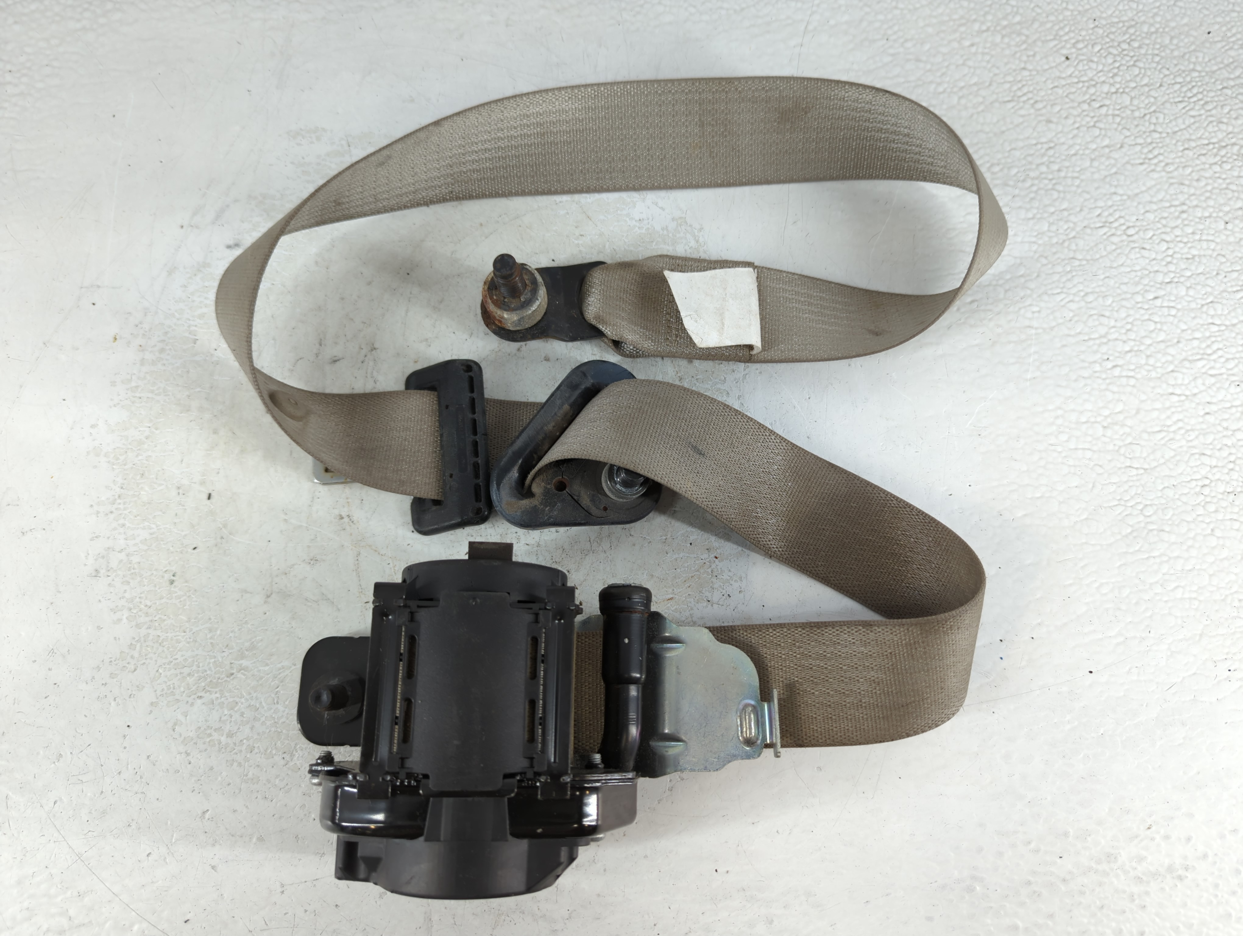 2010-2012 Ford Escape Drvier Front Seatbelt Retractor 935470 - Oemusedautoparts1.com