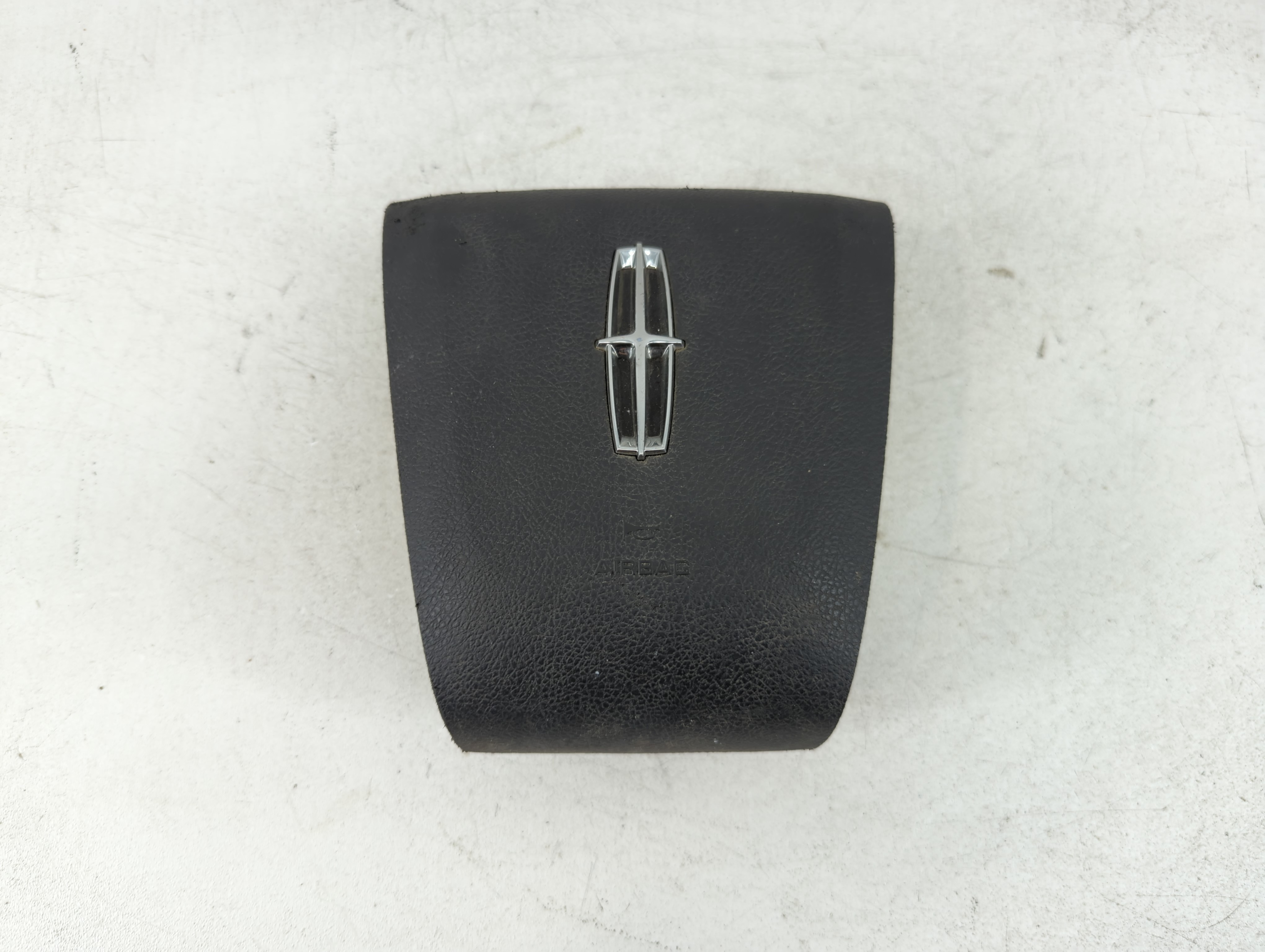 Picture of 2010-2012 Lincoln Mkt Air Bag Driver Left Steering Wheel Mounted 935788