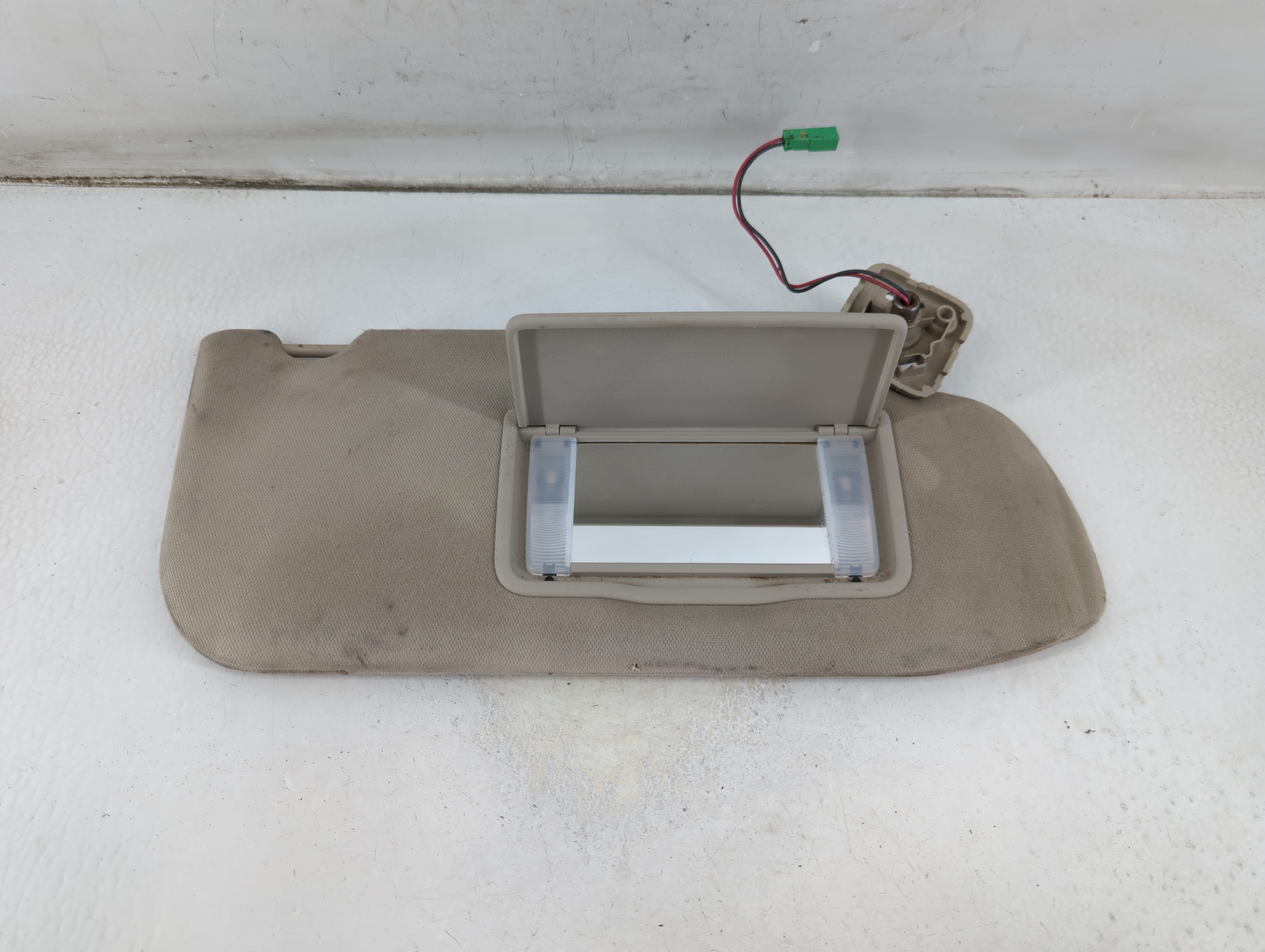 Picture of 2010-2012 Lincoln Mkt Passenger Sun Visor Mirror Right Sunvisor Beige 935792