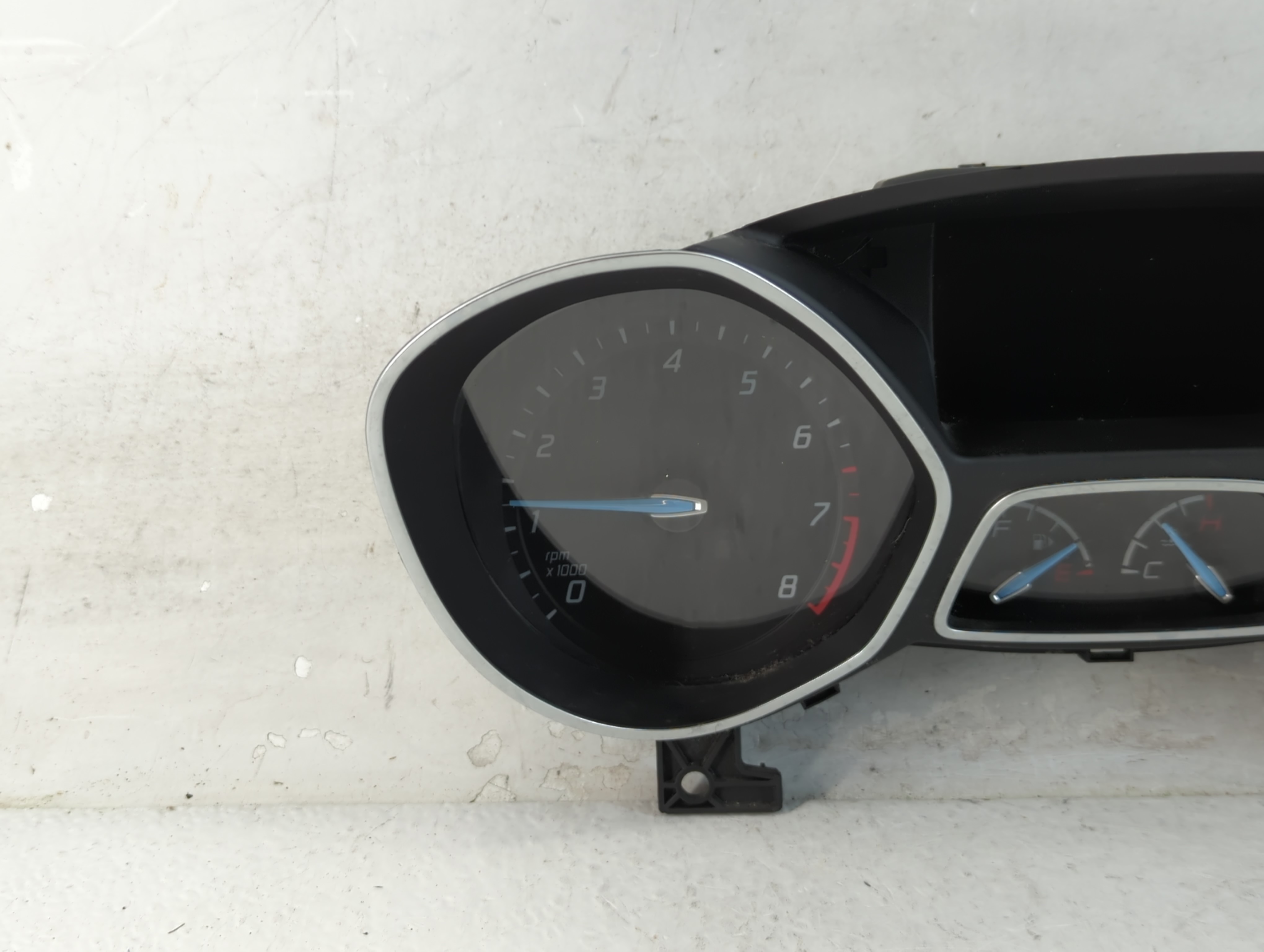 2014 Ford Focus Speedometer Instrument Cluster Gauges 935863 - Oemusedautoparts1.com