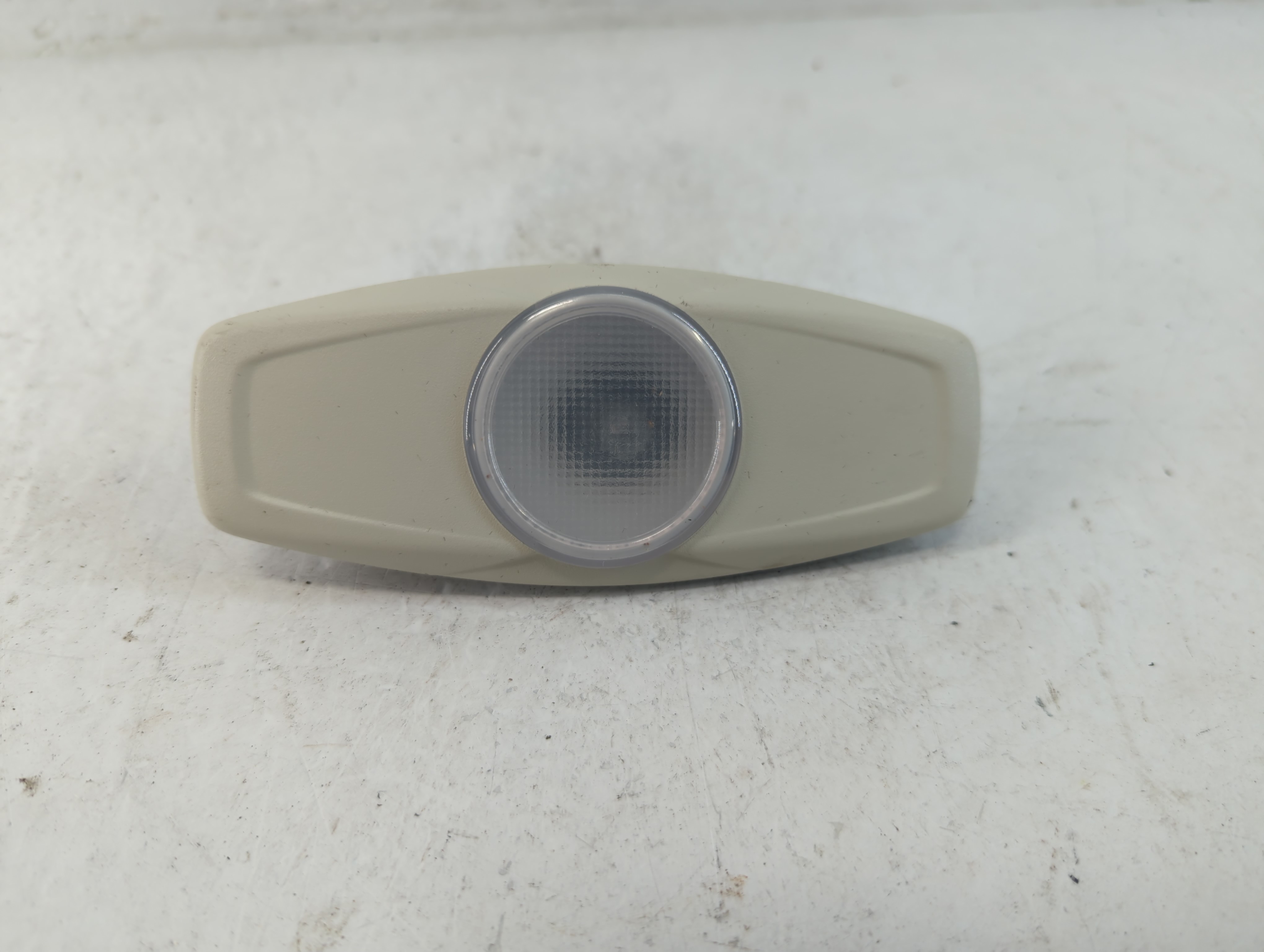 2012-2018 Ford Focus Overhead Roof Console Interior Dome Light 935880 - Oemusedautoparts1.com