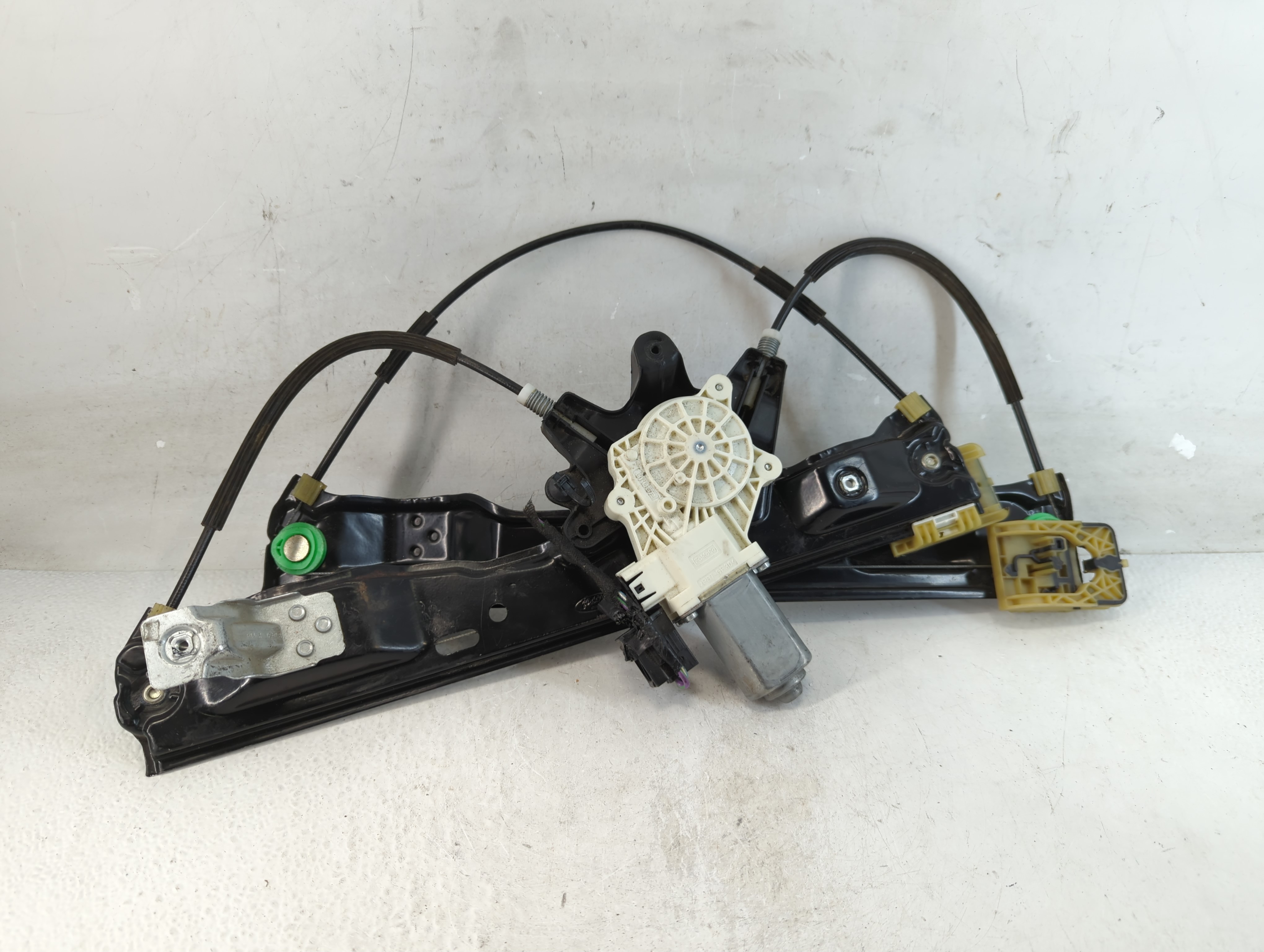 Picture of 2012-2018 Ford Focus Driver Left Front Window Regulator 935892