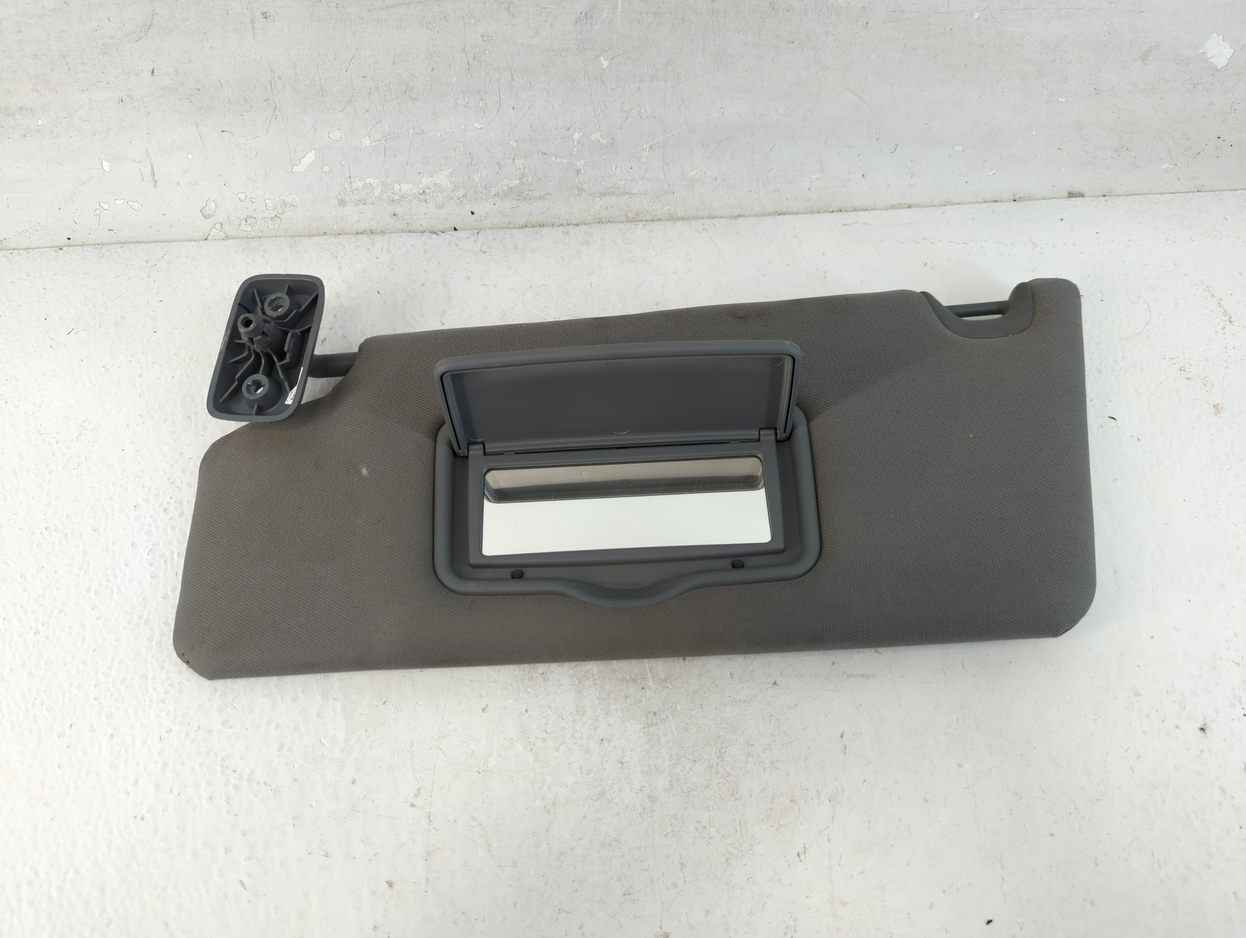 2010-2014 Ford F-150 Driver Sun Visor Mirror Left Sunvisor Dark Grey 935945 - Oemusedautoparts1.com