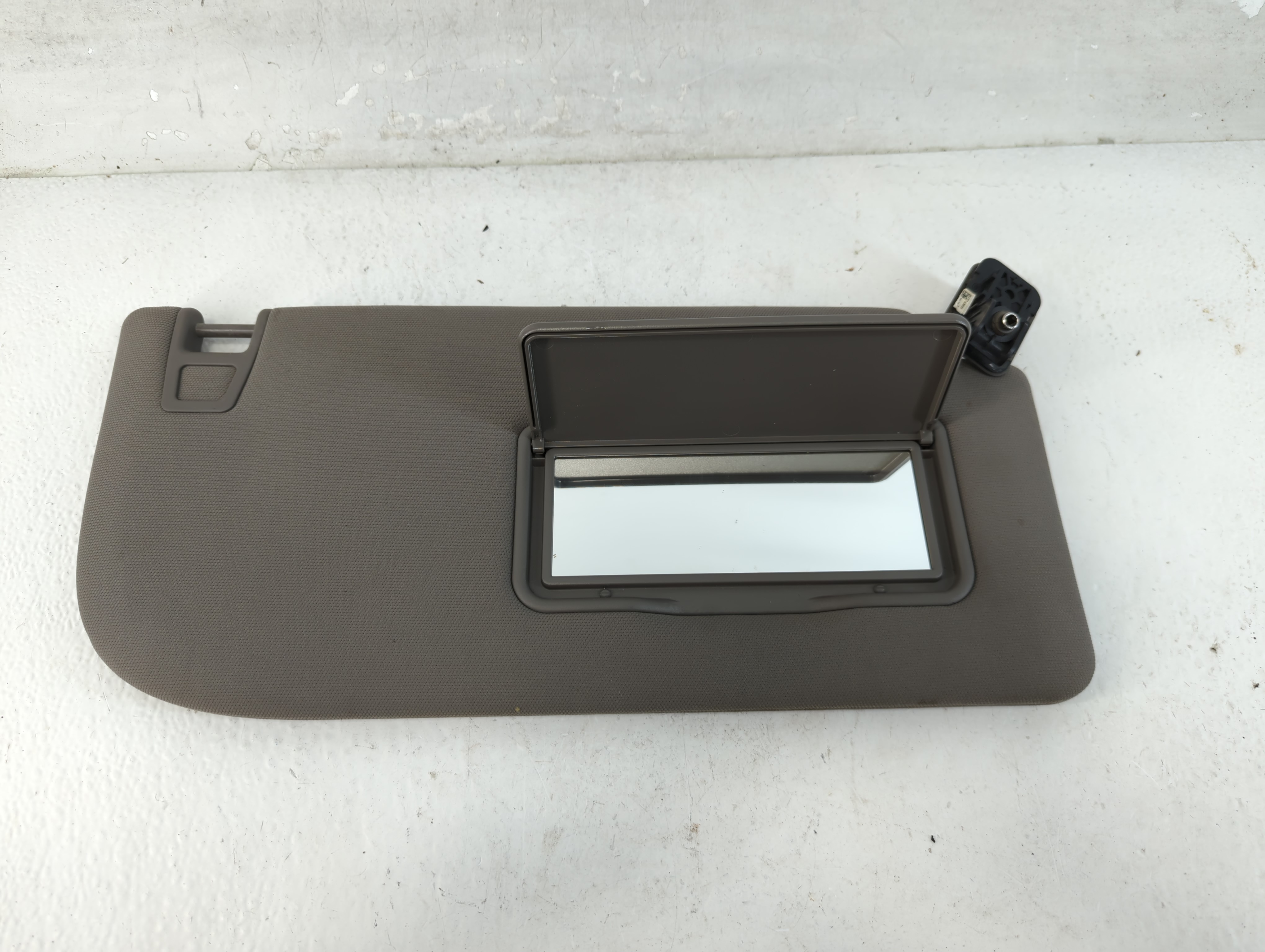 2018-2020 Ford F-150 Passenger Sun Visor Mirror Right Sunvisor Dark Grey 936012 - Oemusedautoparts1.com