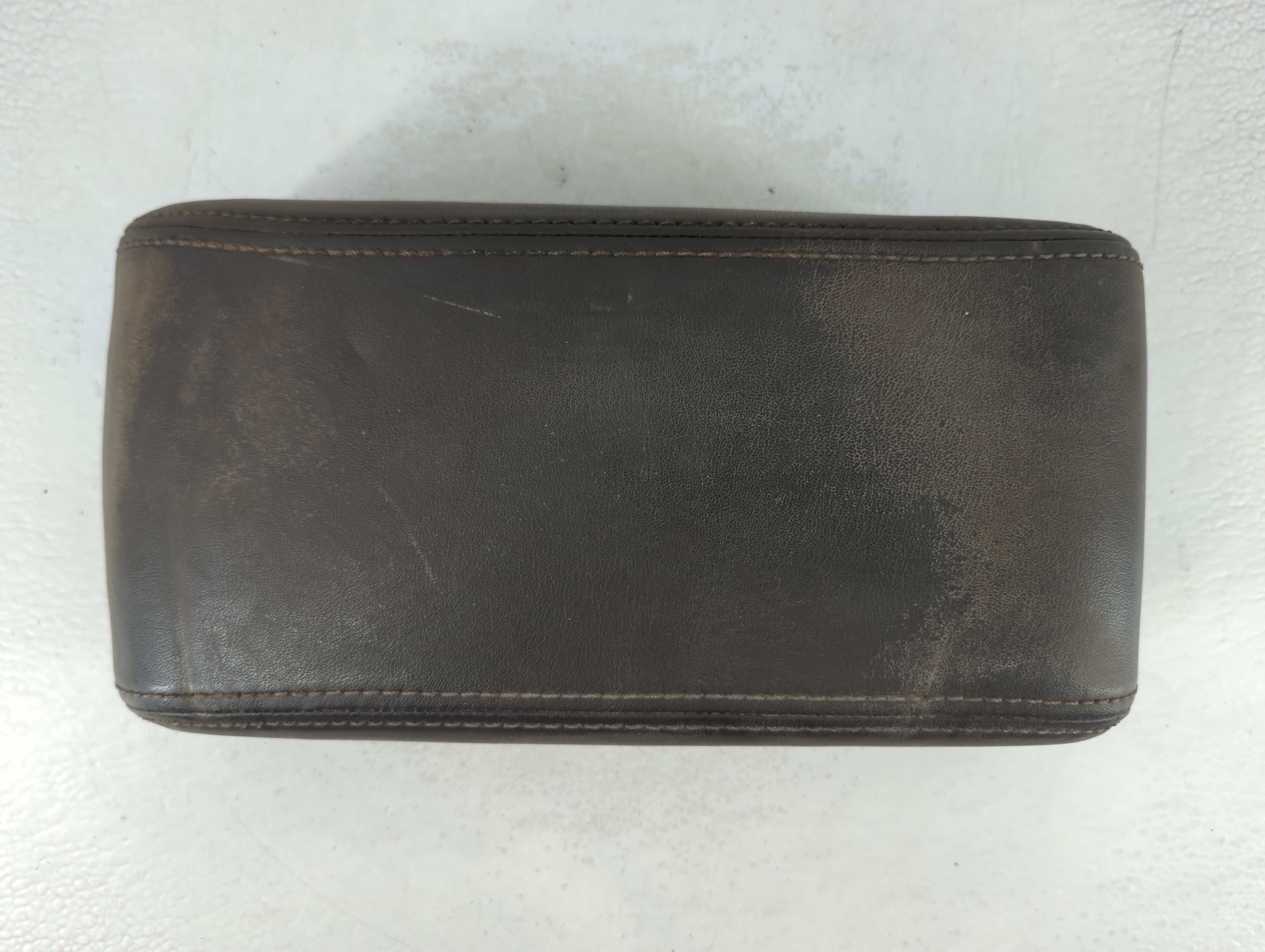 Picture of 2011 Ford Fusion Center Console Armrest Cover Lid Black 936115