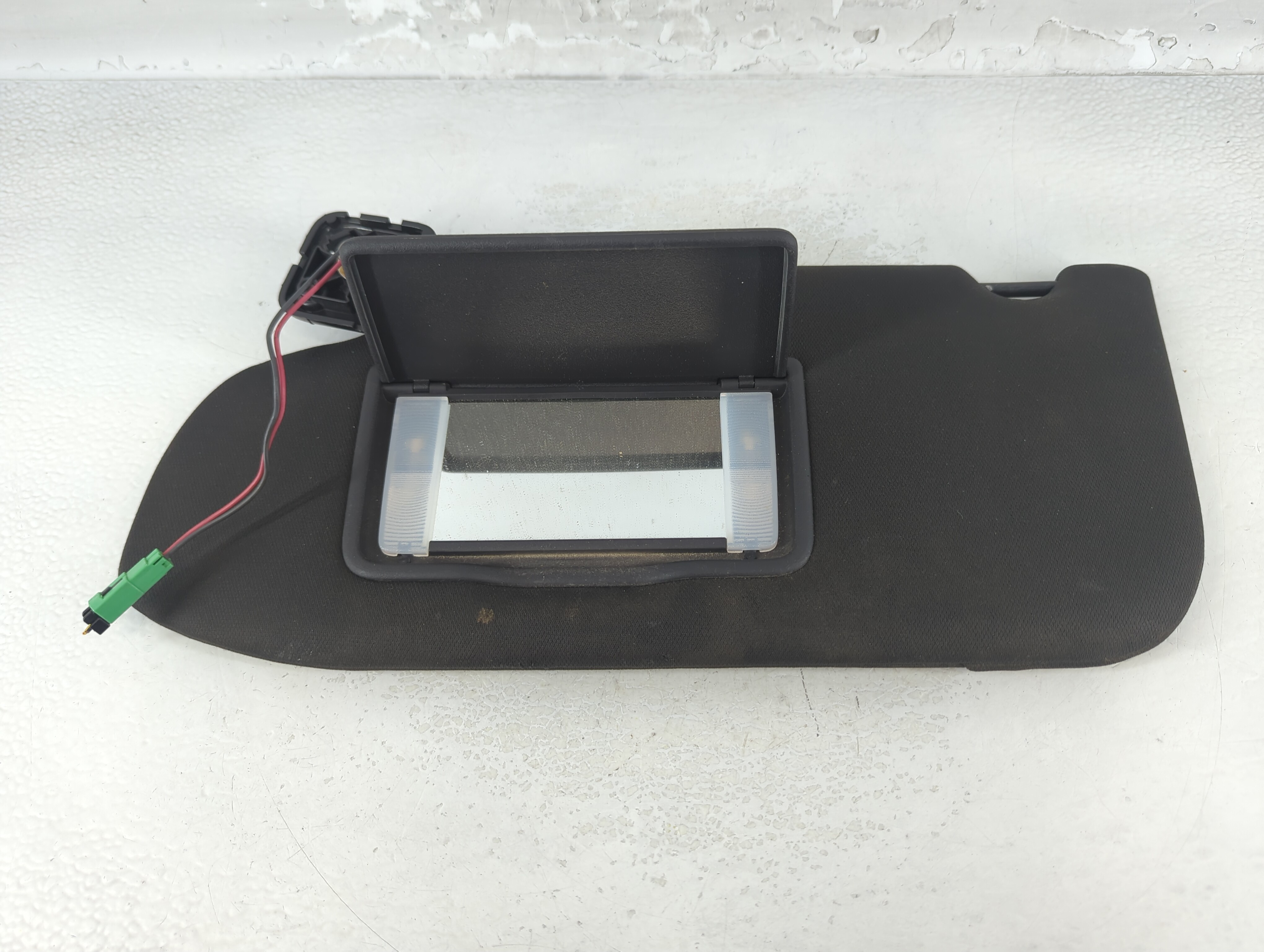 2013-2019 Ford Taurus Driver Sun Visor Mirror Left Sunvisor Dark Grey 936191 - Oemusedautoparts1.com
