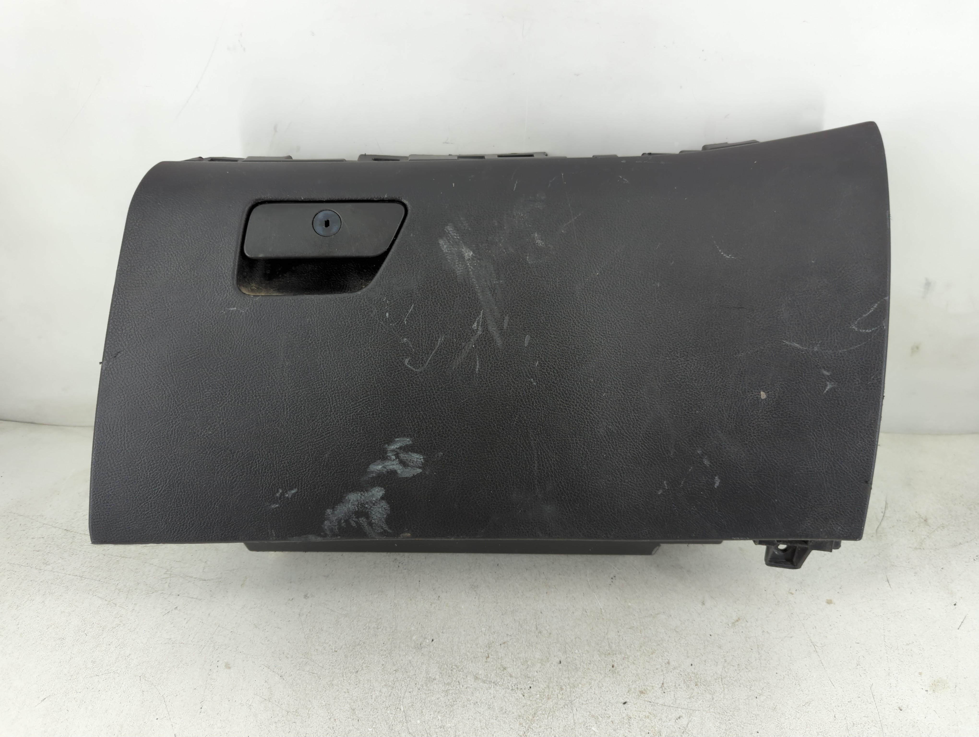Picture of 2016 Ford Fusion Passenger Glove Box Door Storage Compartment 936265