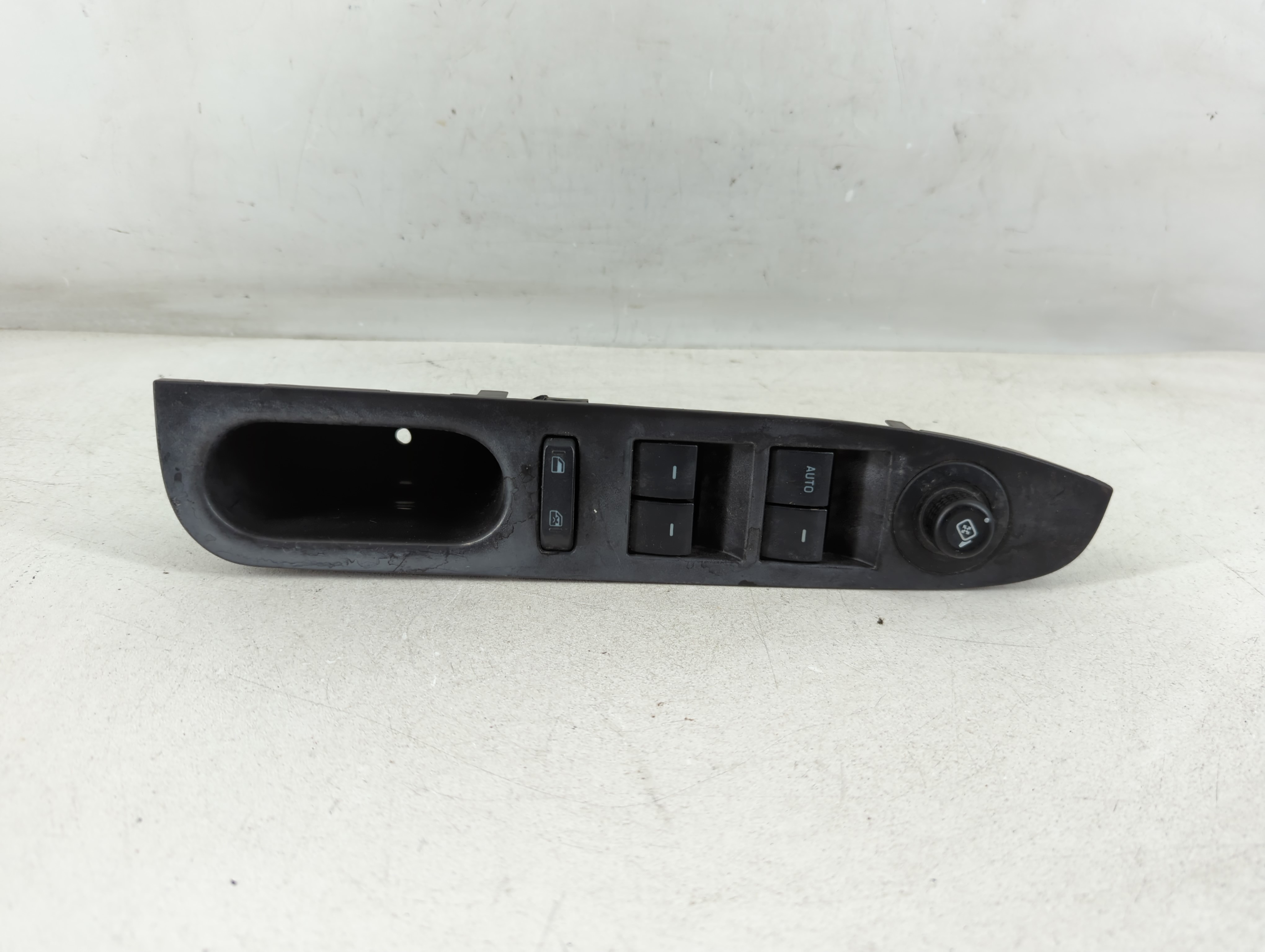 2006-2012 Ford Fusion Driver Left Door Master Power Window Switch 936547 - Oemusedautoparts1.com