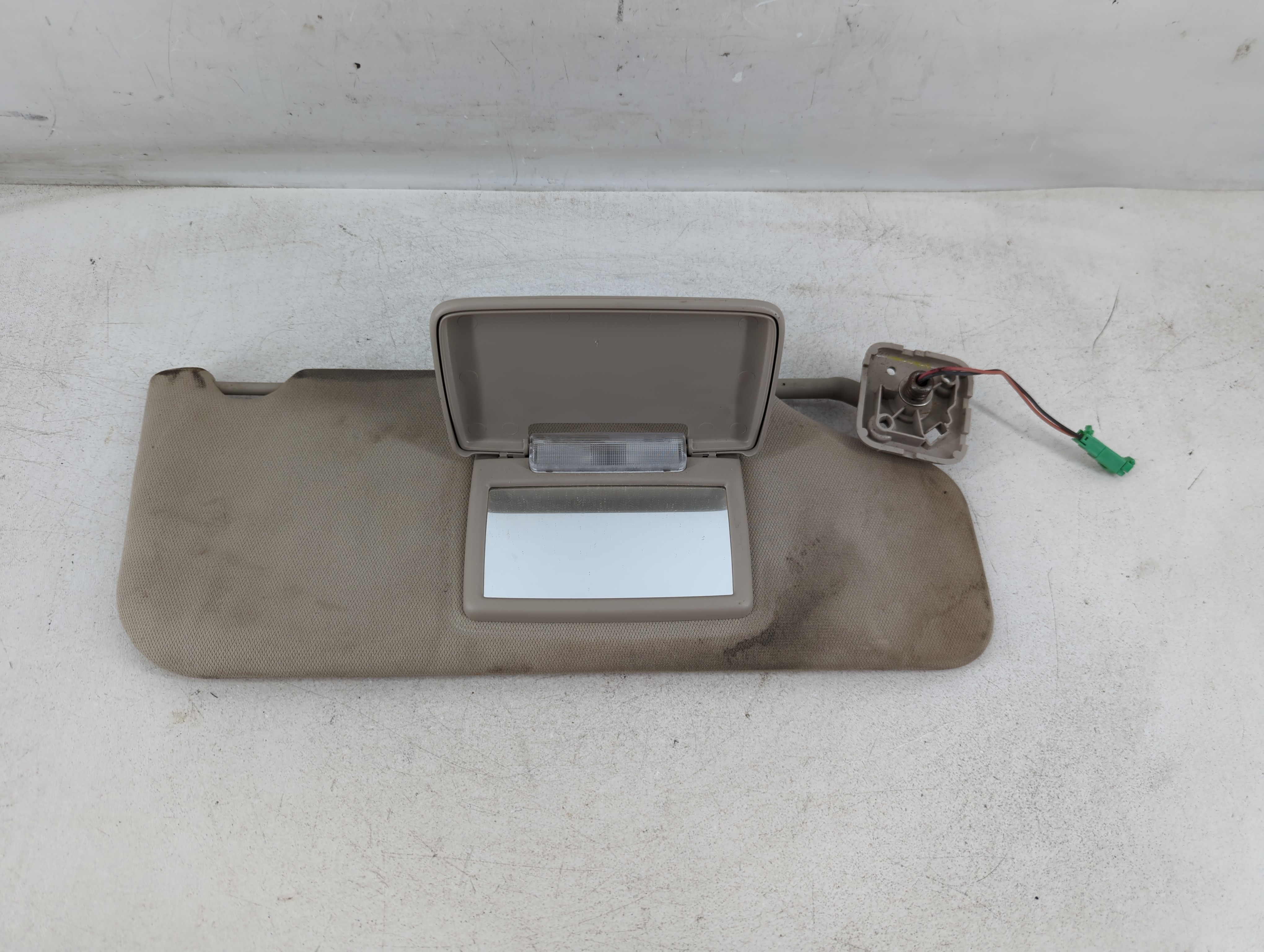 2011-2014 Ford Edge Passenger Sun Visor Mirror Right Sunvisor Grey 936670 - Oemusedautoparts1.com