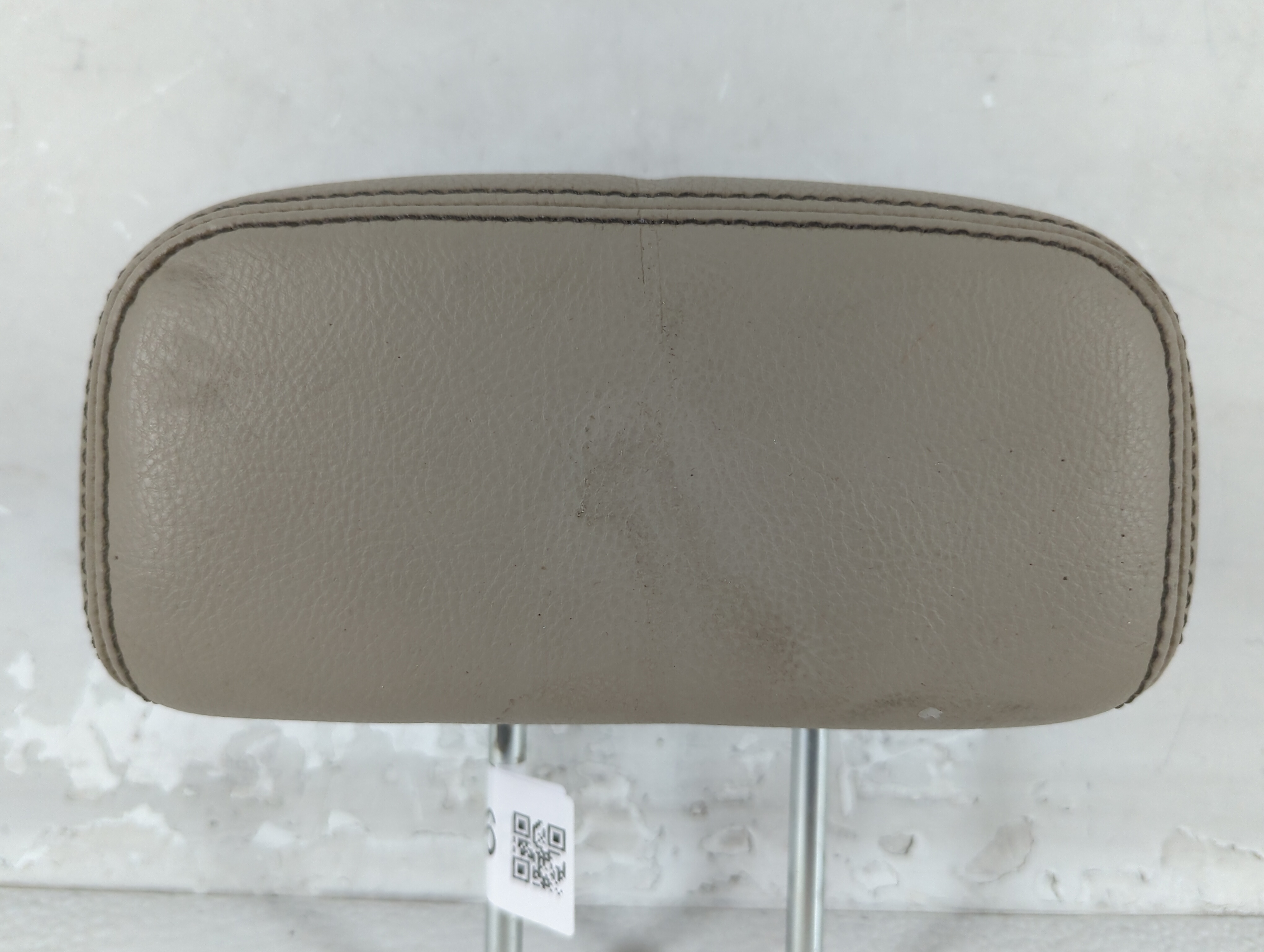 2013-2013 Ford Edge Headrest Head Rest Rear Center Seat Grey 936676 - Oemusedautoparts1.com