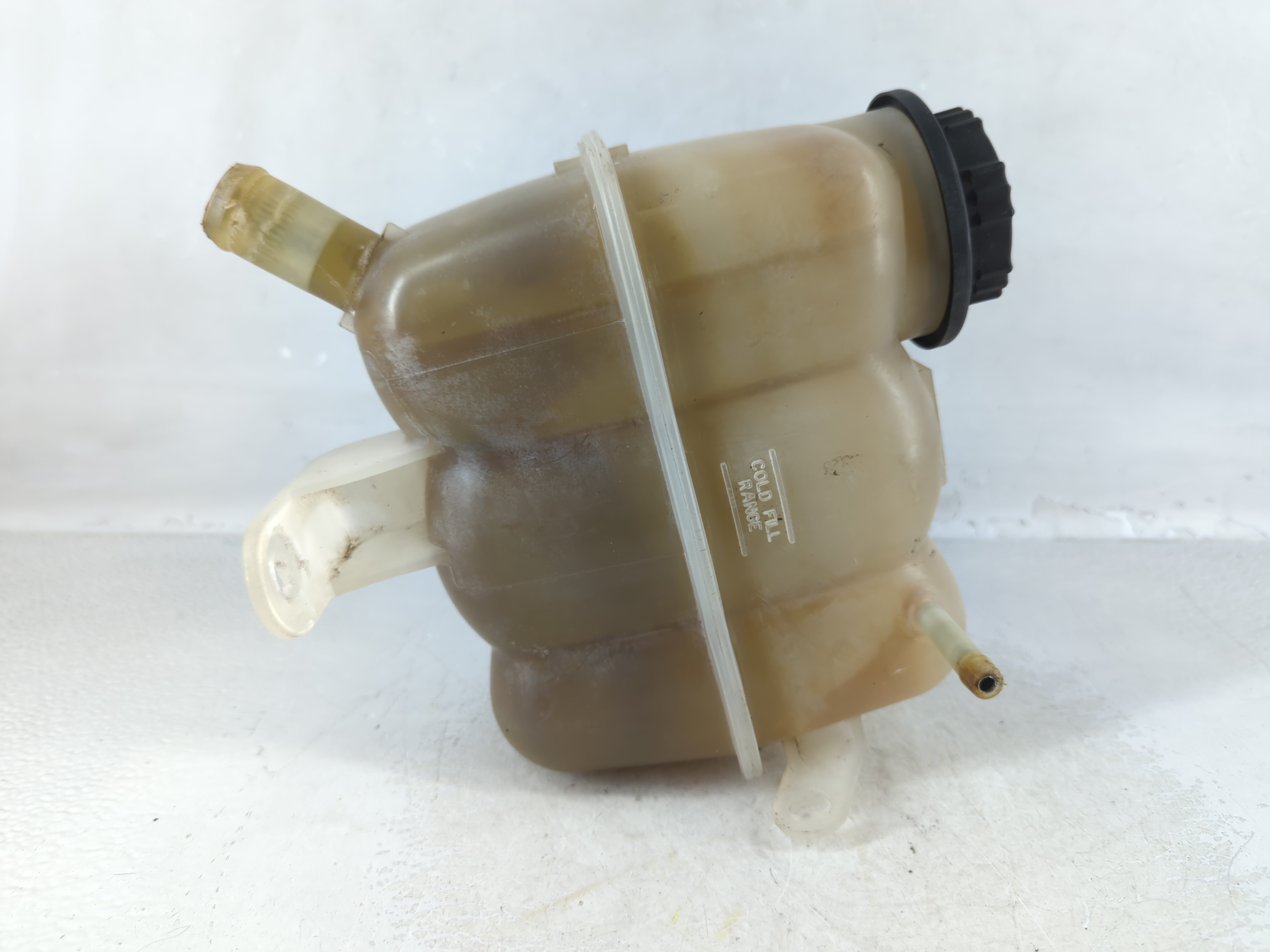 2004 Ford F-150 Radiator Coolant Overflow Expansion Tank Bottle 936795 - Oemusedautoparts1.com