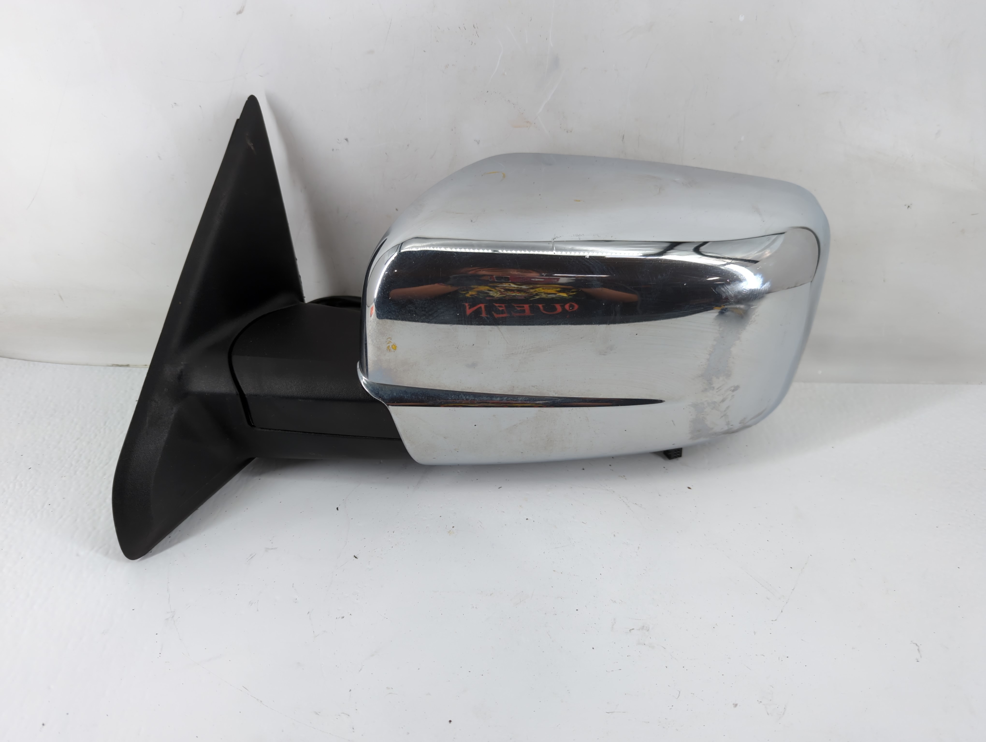 Picture of 2002 Dodge Ram 2500 Driver Left Side View Manual Door Mirror Chrome 936988
