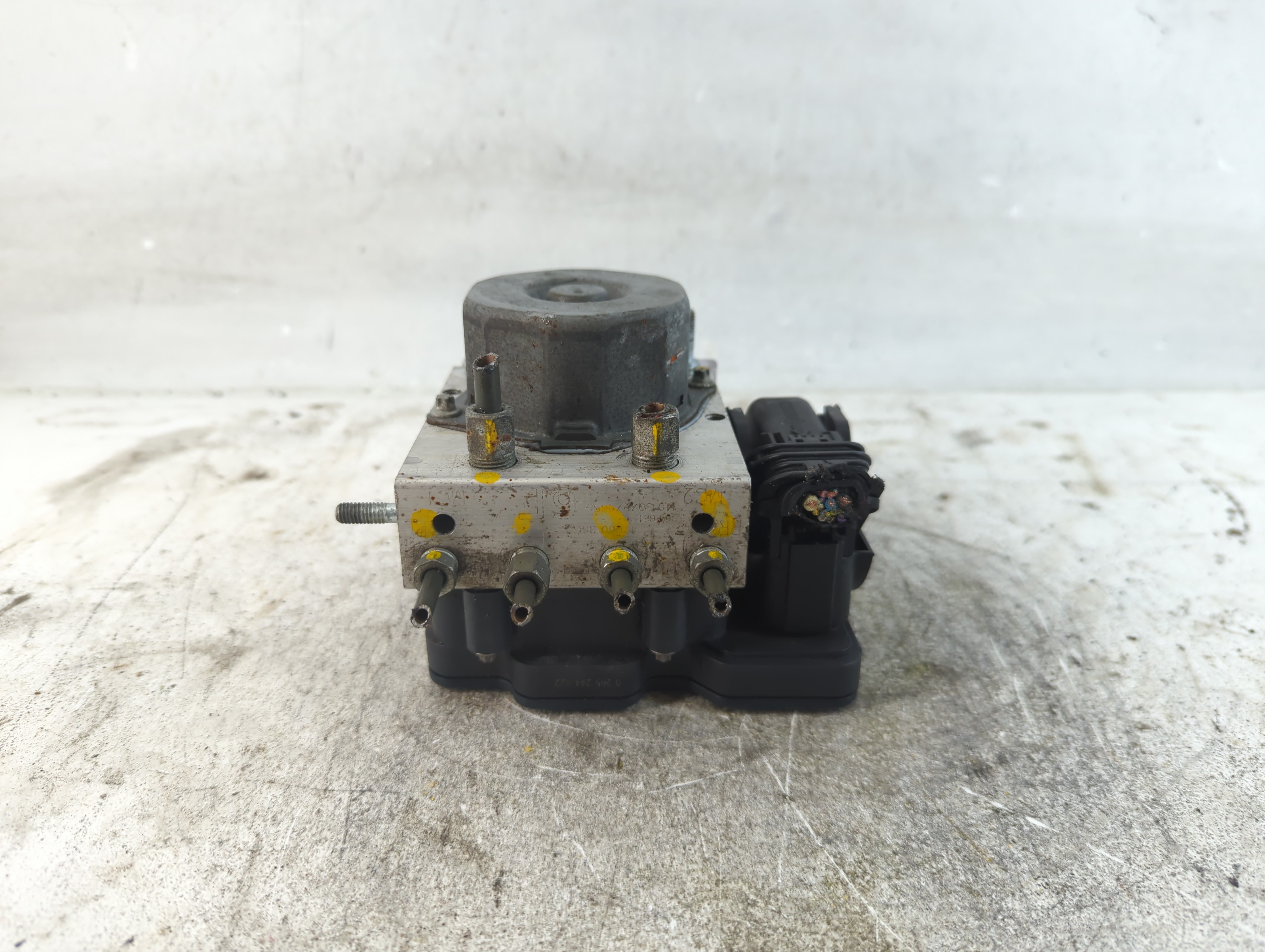 2014-2015 Nissan Sentra Abs Pump Control Module 937052 - Oemusedautoparts1.com