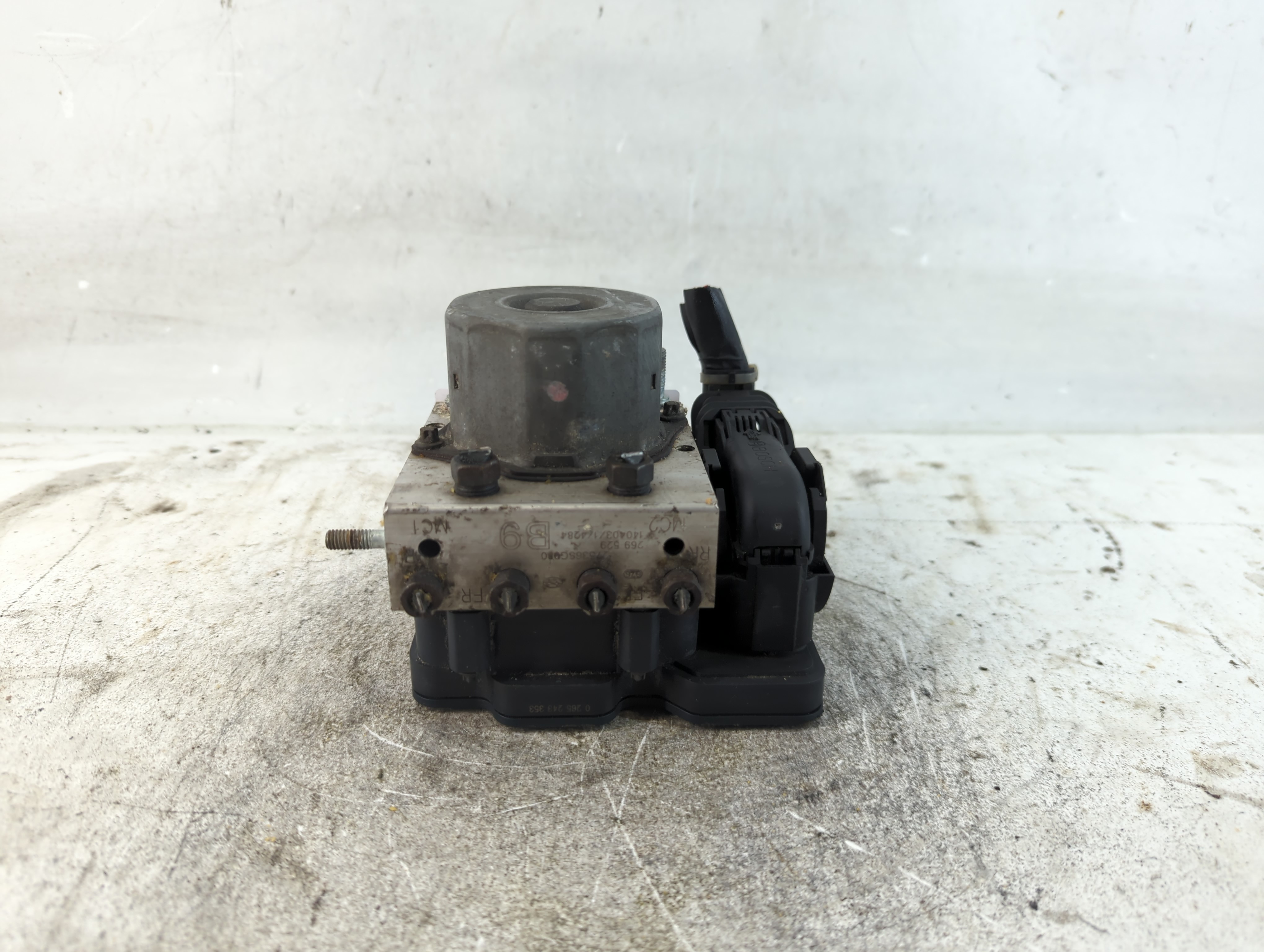 2014-2015 Subaru Forester Abs Pump Control Module 937053 - Oemusedautoparts1.com
