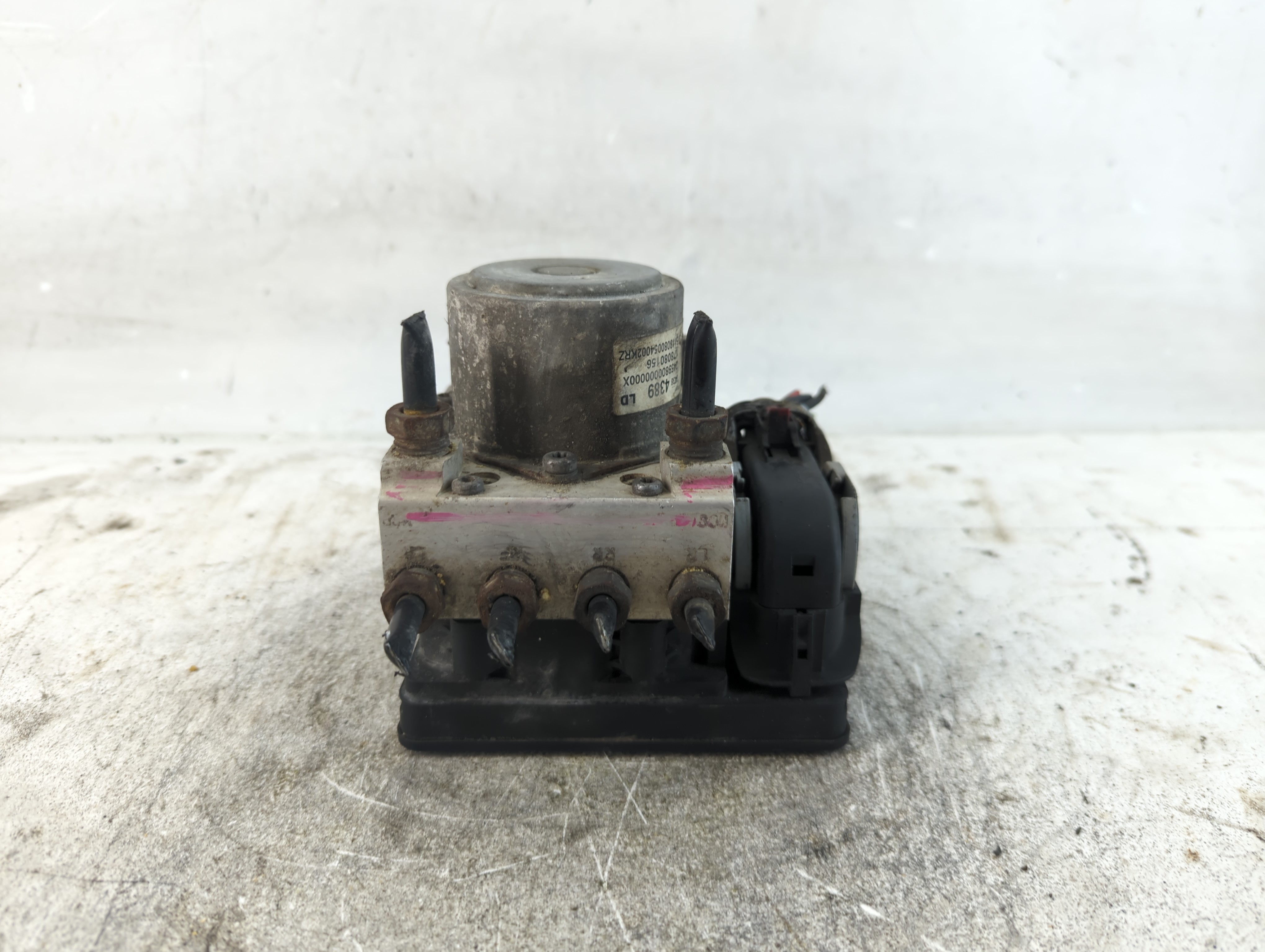 2017-2019 Chevrolet Silverado 1500 Abs Pump Control Module 937057 - Oemusedautoparts1.com