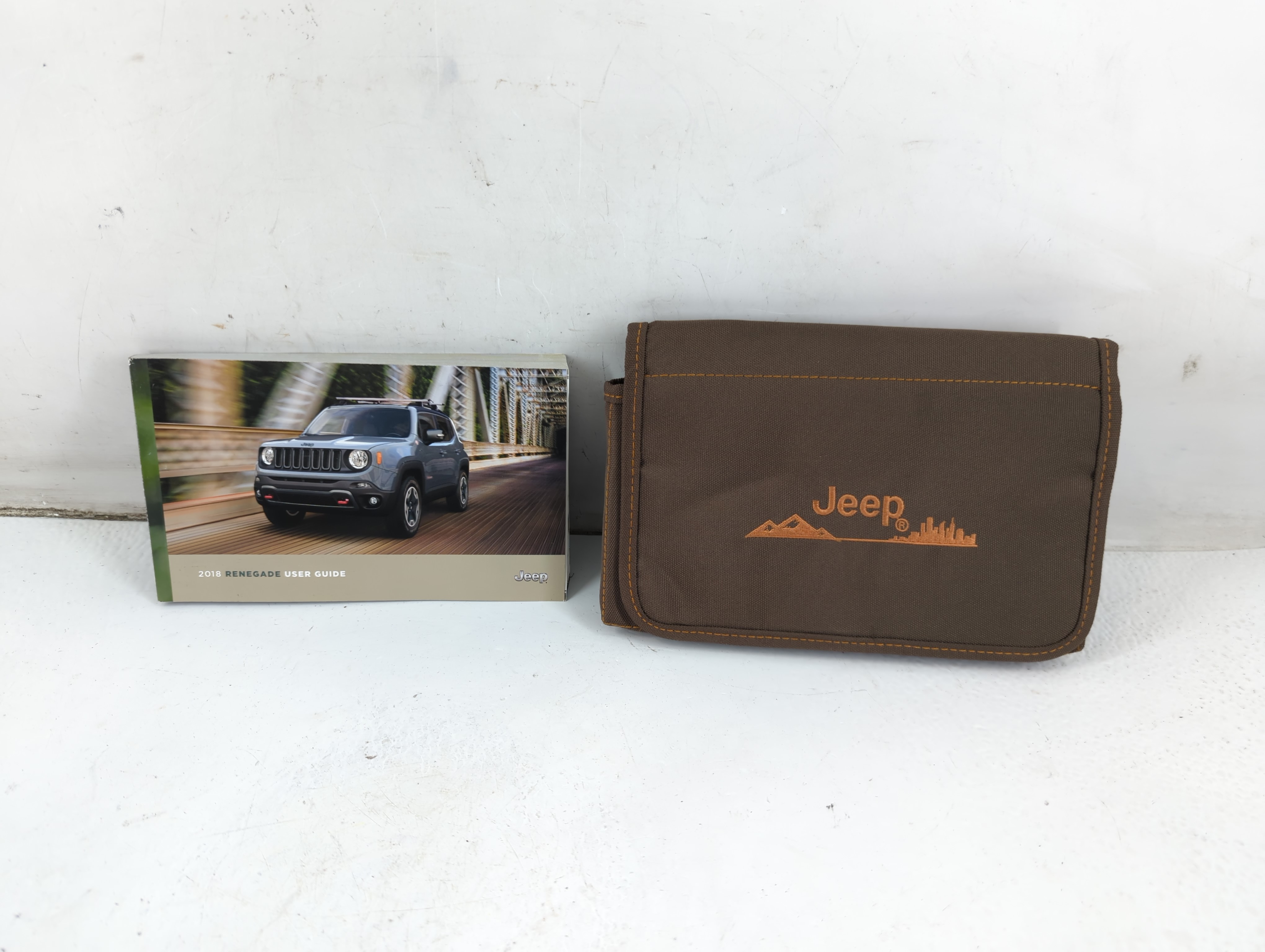Picture of 2018 Jeep Renegade Owners Manual Book Guide 937084